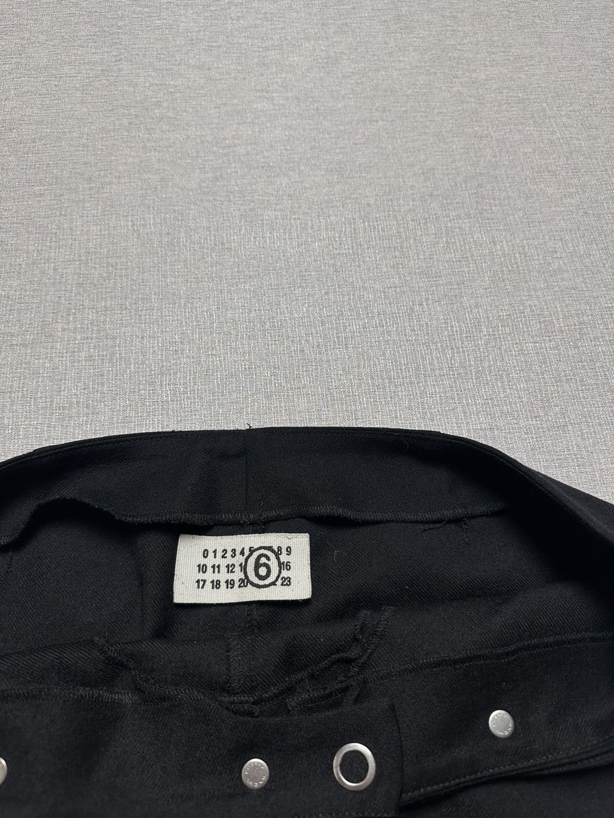 Maison Margiela × Vintage Maison Margiela Vintage Wool Skirt Luxury Size 30" / US 8 / IT 44 - 14 Thumbnail