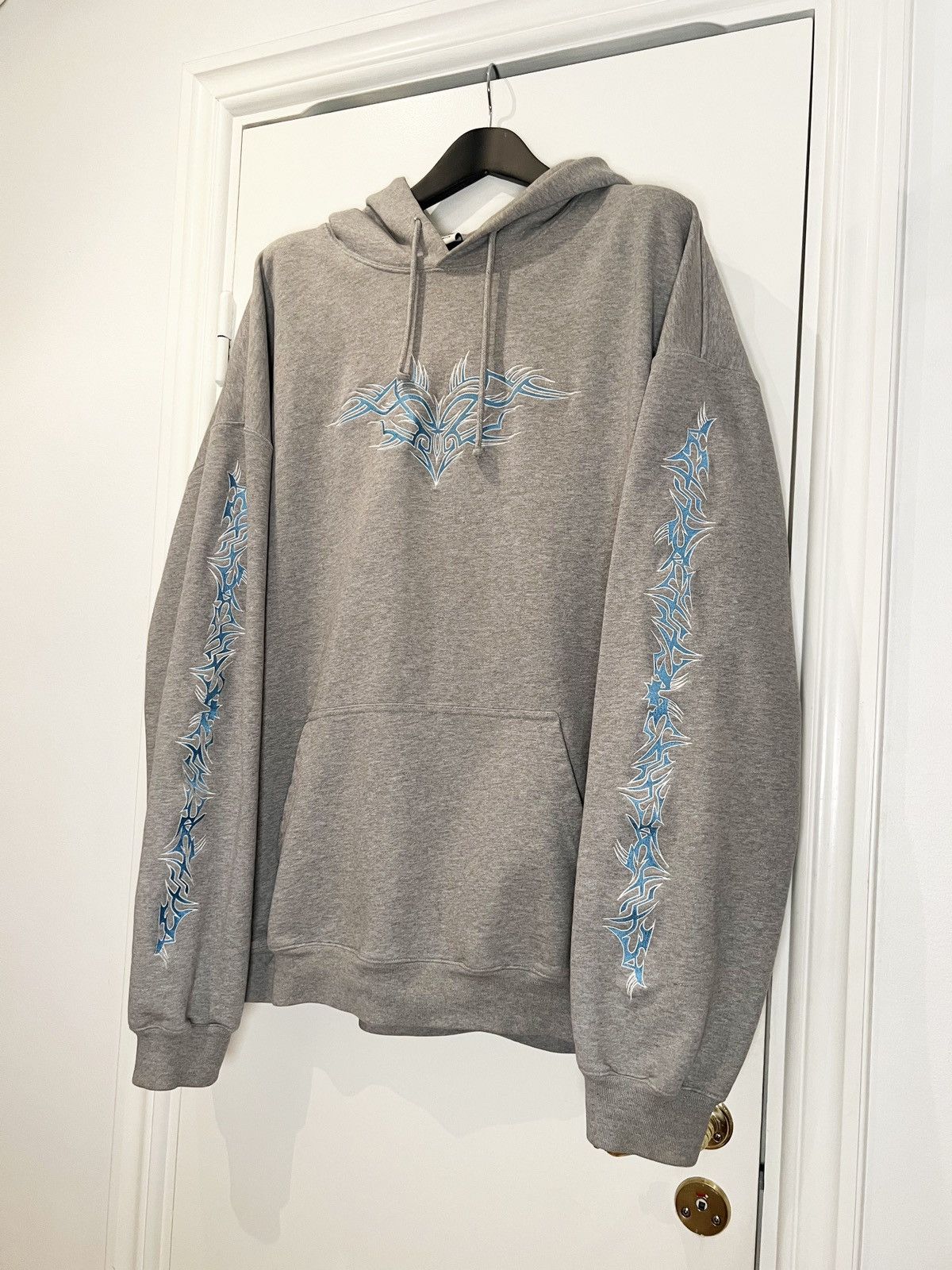 Vetements Vetements Oversized Embroidered Hoodie Size US L / EU 52-54 / 3 - 1 Thumbnail