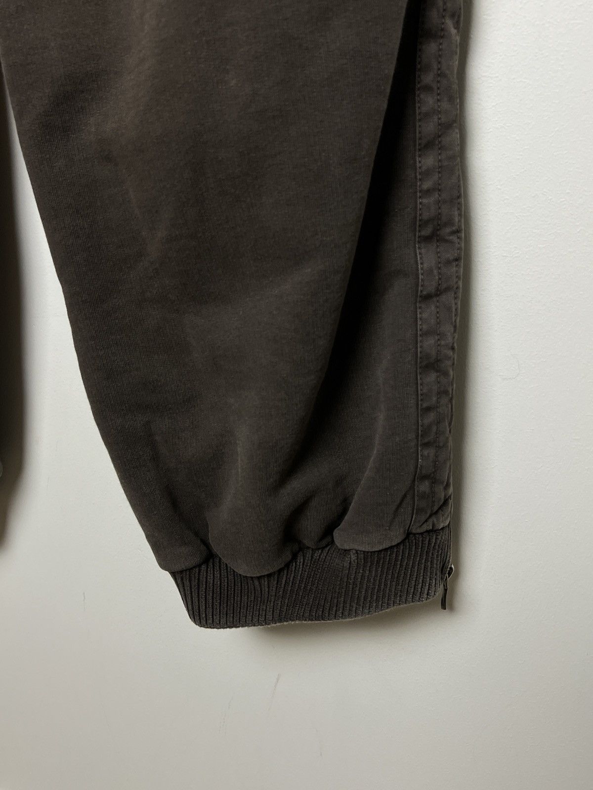 Dolce & Gabbana dolce&gabbana y2k multipocket double waist cargo sweatpants Size US 32 / EU 48 - 16 Thumbnail