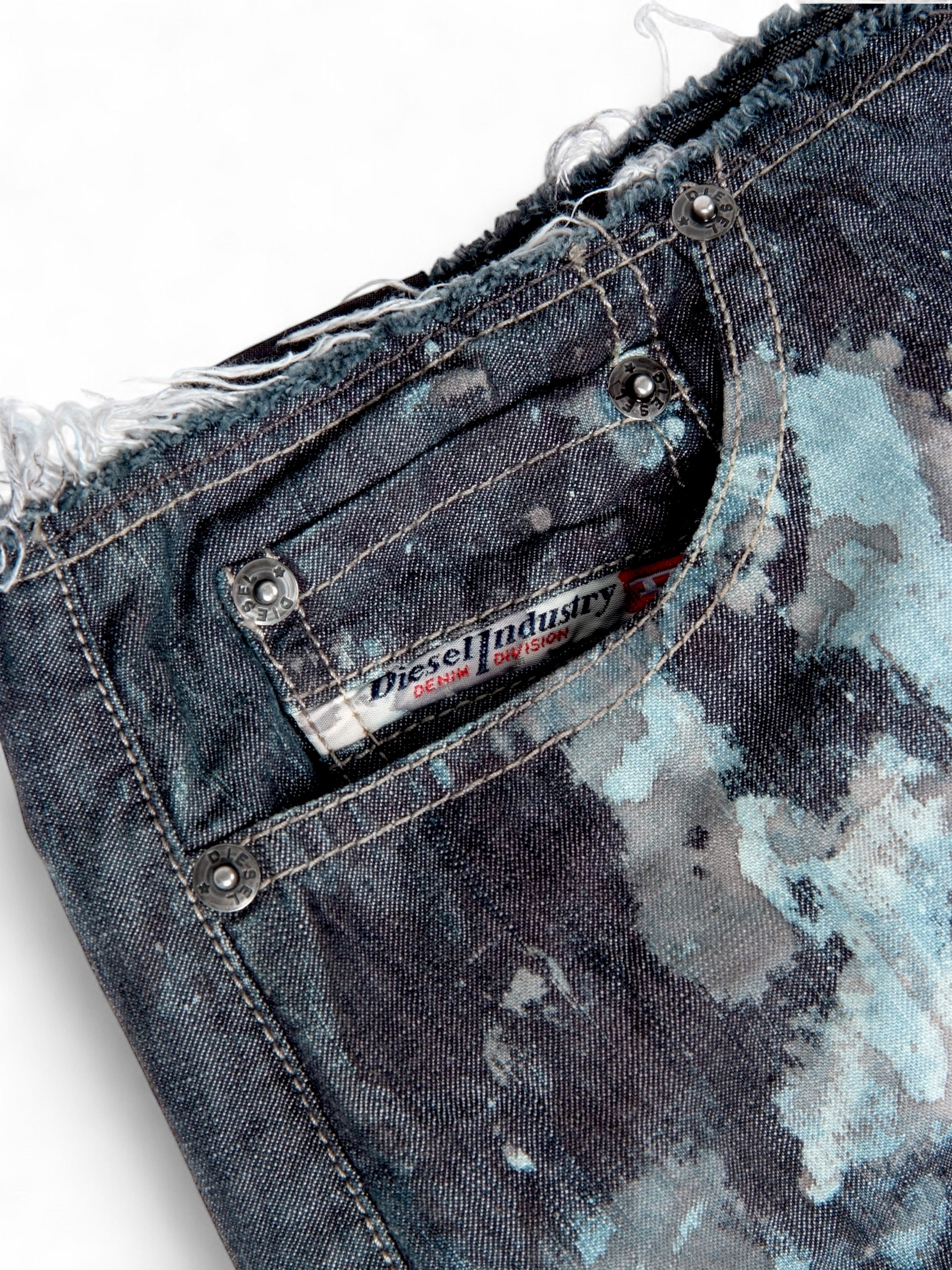Diesel NWT y2k Diesel Splatter Denim Skirt W30 Size 30" / US 8 / IT 44 - 3 Thumbnail