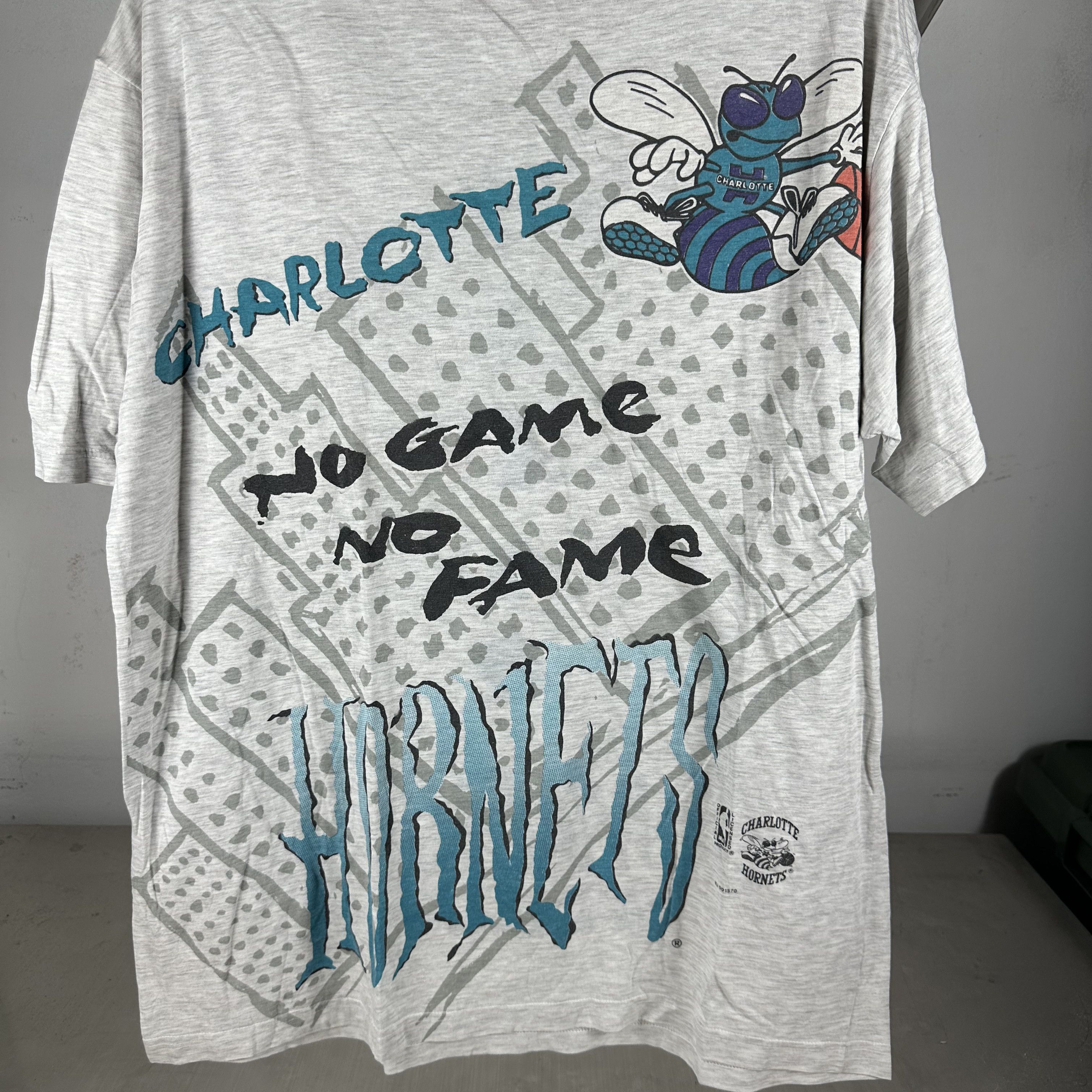 Vintage 90s Charlotte Hornets Basketball NBA No Game No Fame T-Shirt Size US XL / EU 56 / 4 - 2 Thumbnail