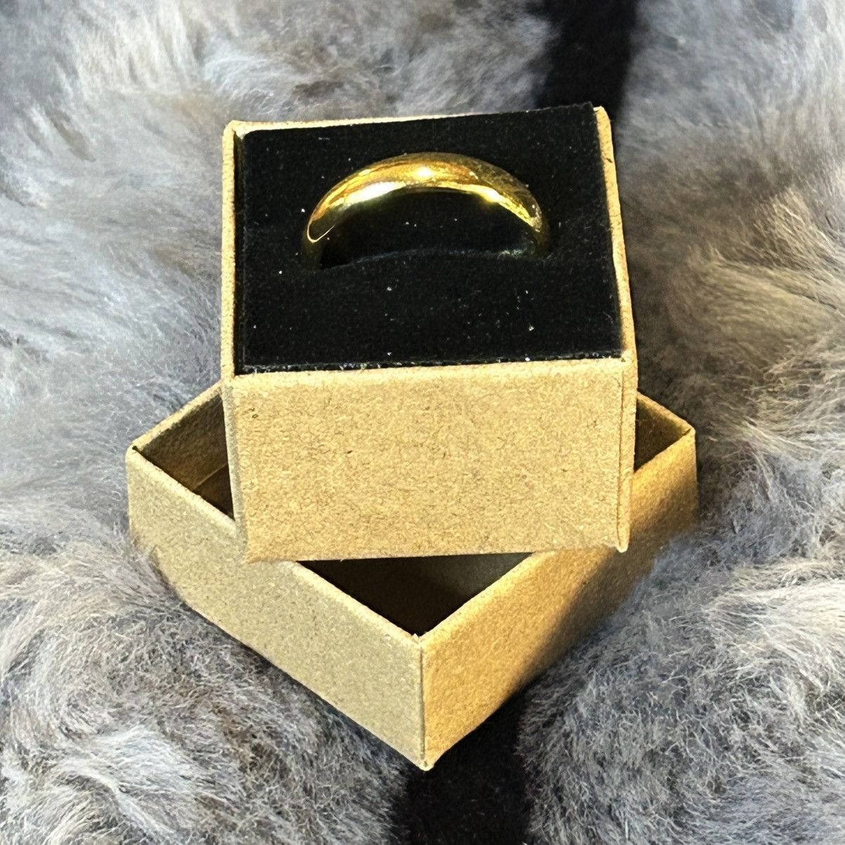 Jewelry Shiny 18kt gold plated 4mm stainless steel comfort ring 11 Size ONE SIZE - 2 Thumbnail
