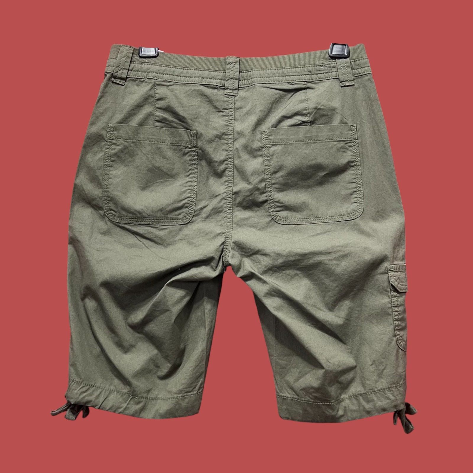 Other ST John's Bay - Women's Mid-Rise Cargo Bermuda Short - Olive Size 26" / US 2 / IT 38 - 2 Thumbnail