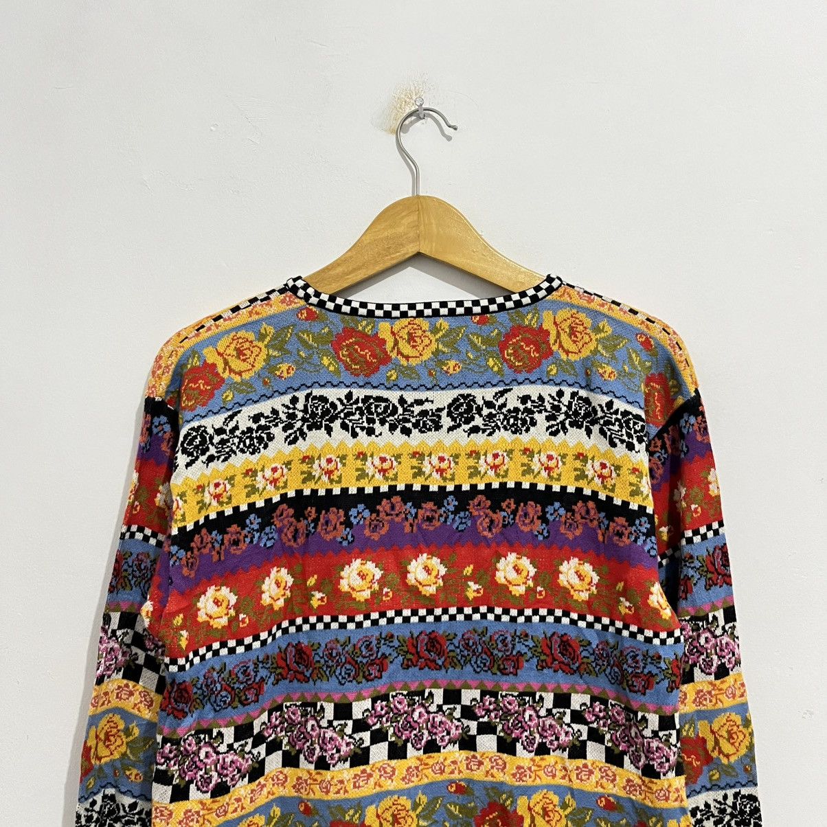 Kenzo Kenzo Vintage Floral Stripe Knit Sweater Size L / US 10 / IT 46 - 10 Thumbnail