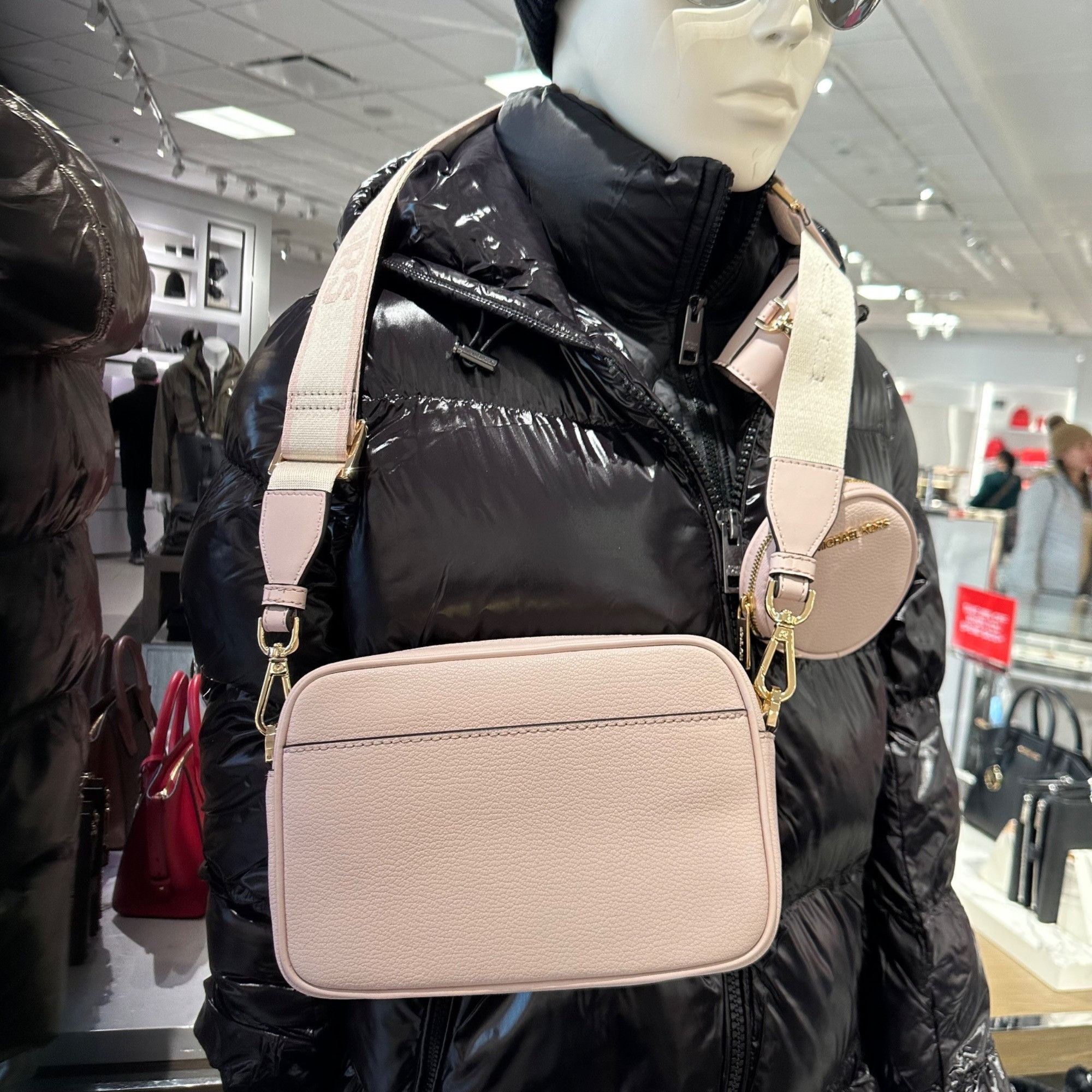 Michael Kors ❤️Michael Kors Sz M Crossbody Bag Jet Set Leather with Tech Size ONE SIZE - 2 Thumbnail
