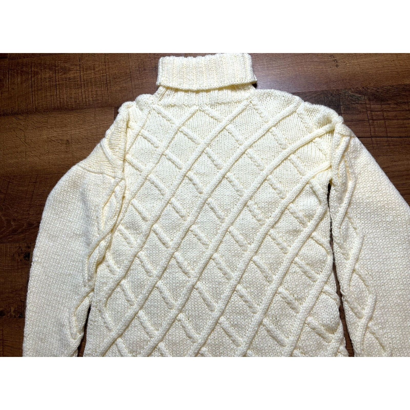 Vintage VINTAGE Fisherman Knit Sweater Turtleneck Womens Hand knit Ivory Acrylic - Medium Size M / US 6-8 / IT 42-44 - 4 Thumbnail