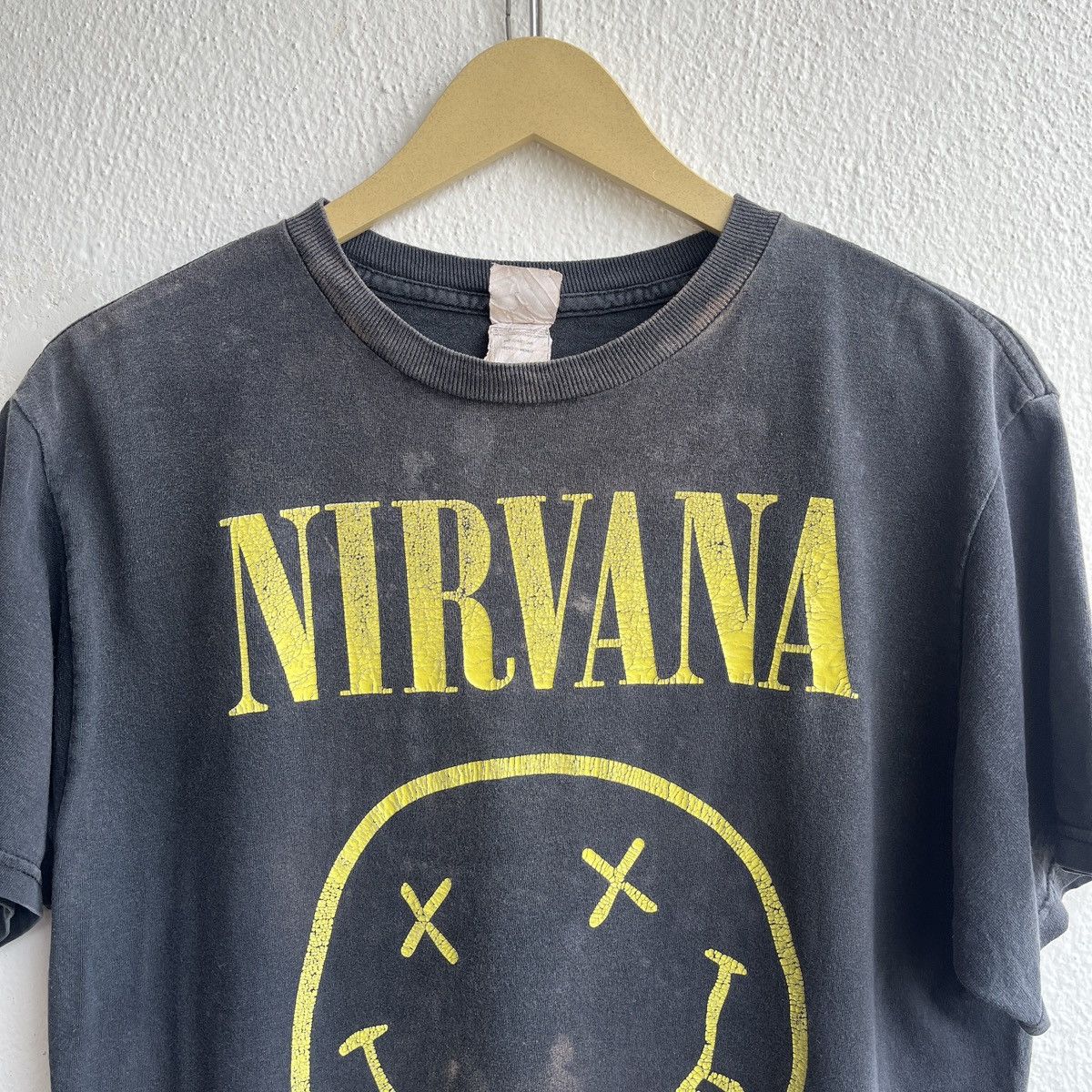 Nirvana VINTAGE Y2K NIRVANA GRUNGE KURT COBAIN SMILE ICON TSHIRT Size US M / EU 48-50 / 2 - 20 Thumbnail
