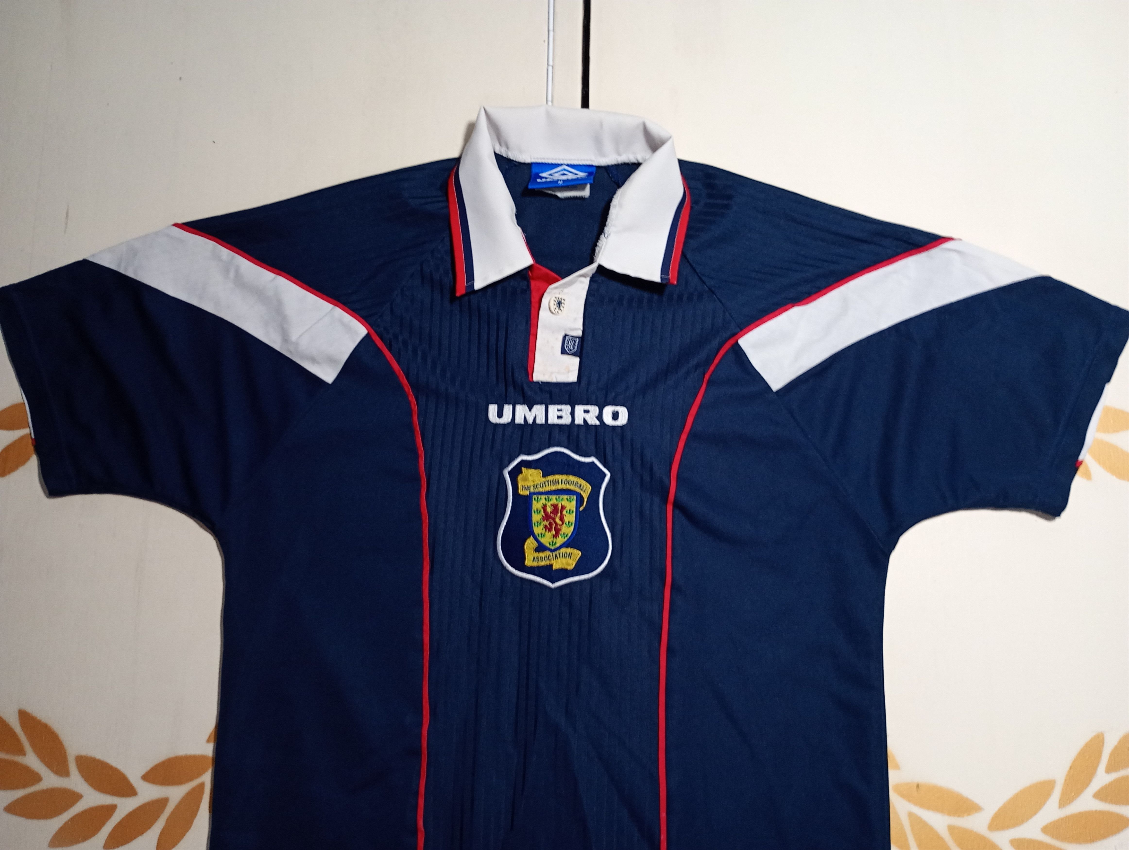 Umbro Umbro Scotland Home Jersey 1996-1998 Size US M / EU 48-50 / 2 - 4 Thumbnail