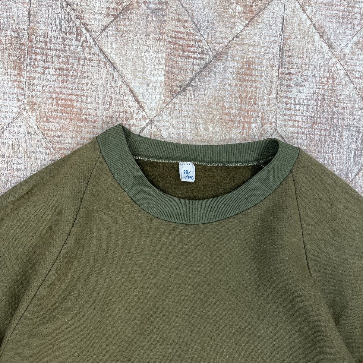 Other VINTAGE 80/90S MILITARY BLANK CREWNECK SWEATSHIRT FADED BOXY Size US M / EU 48-50 / 2 - 3 Thumbnail