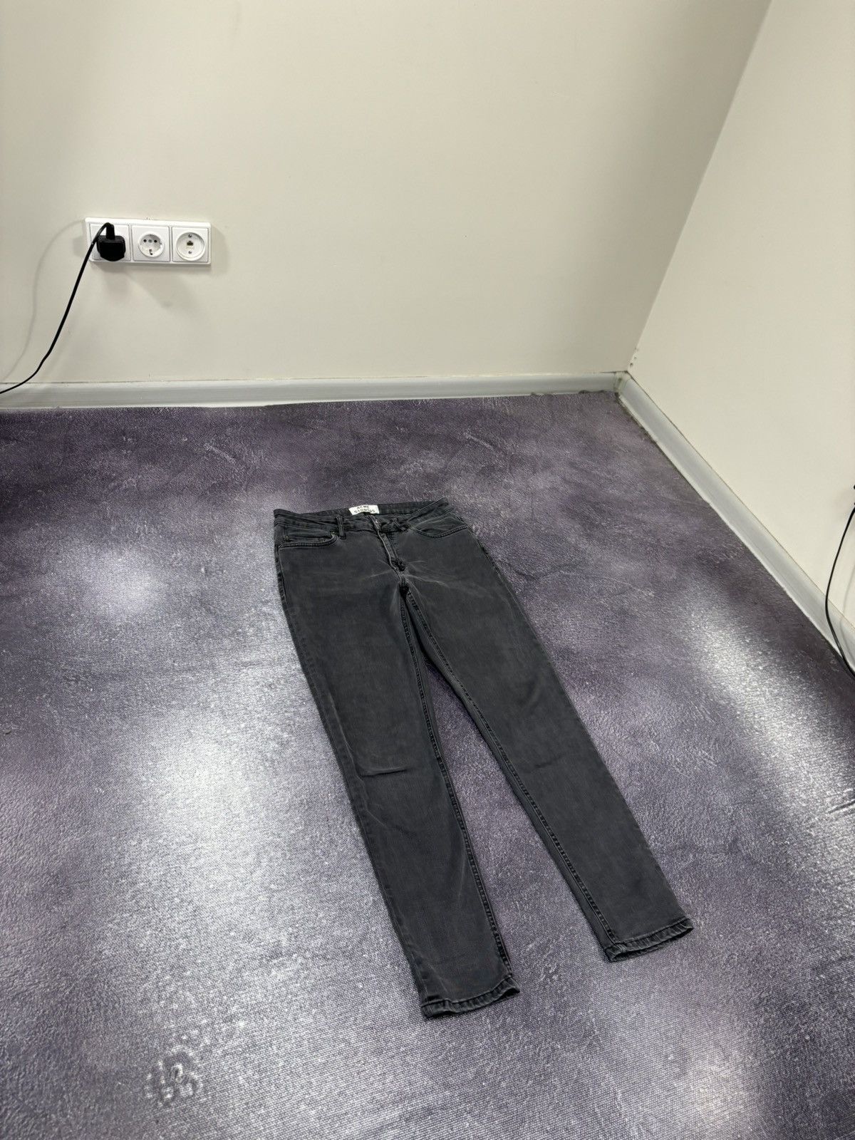 Acne Studios Acne Studios Skin 5 Used Black Women’s Luxury Slim Jeans Size 30" / US 8 / IT 44 - 3 Thumbnail