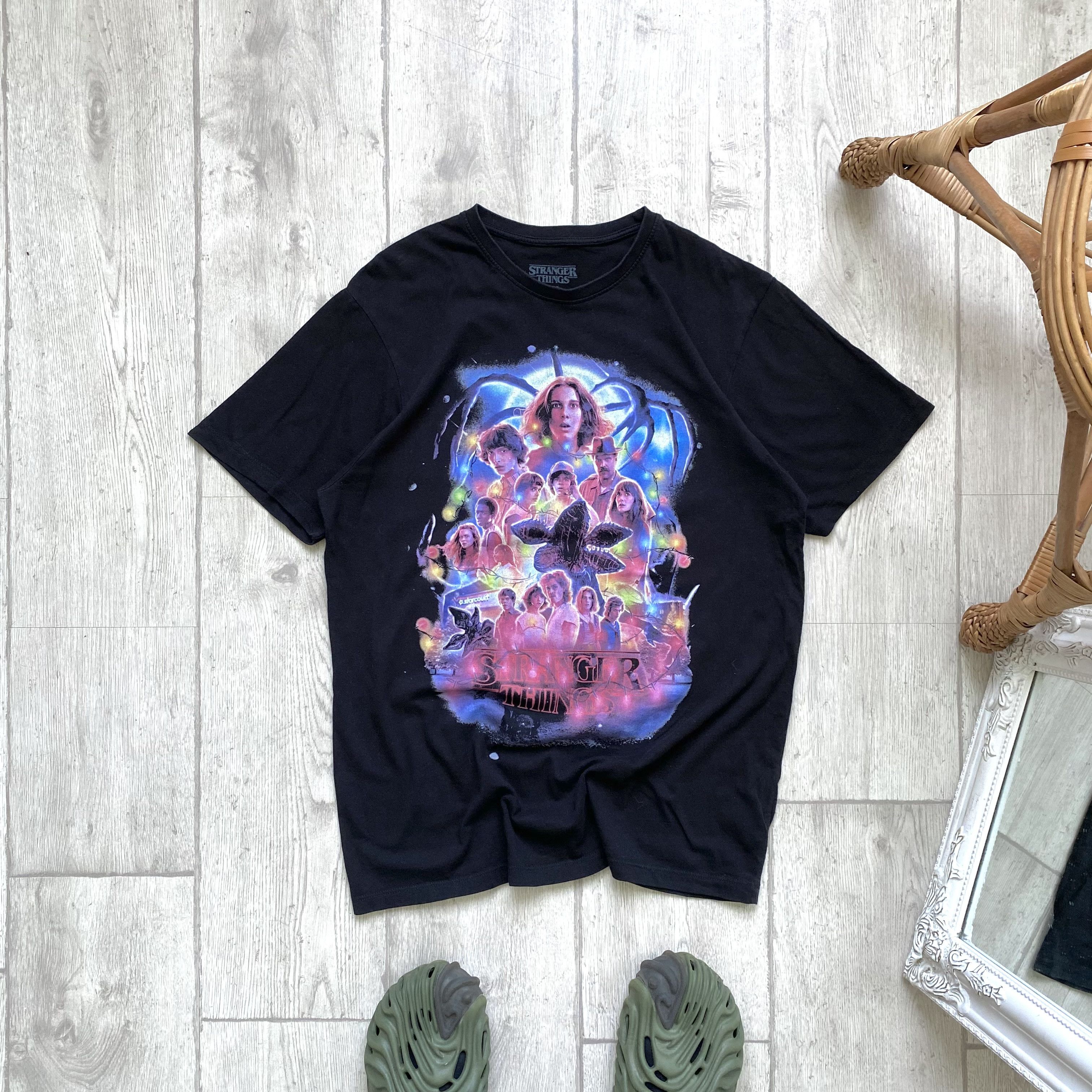 Expert Horror 🎞️ Movie Stranger Things big Logo tee Netflix Size US M / EU 48-50 / 2 - 1 Thumbnail