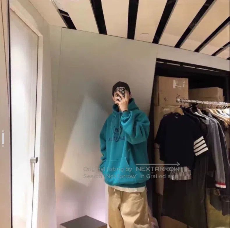 Balenciaga Balenciaga Lake Green Wheat Logo Hooded Sweatshirt Size US S / EU 44-46 / 1 - 9 Thumbnail