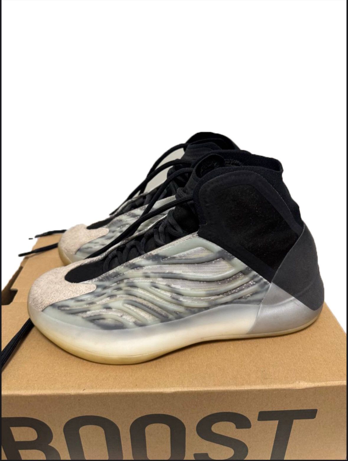 Yeezy Adidas Yeezy BSKTBL Size US 7 / EU 40 - 2 Thumbnail