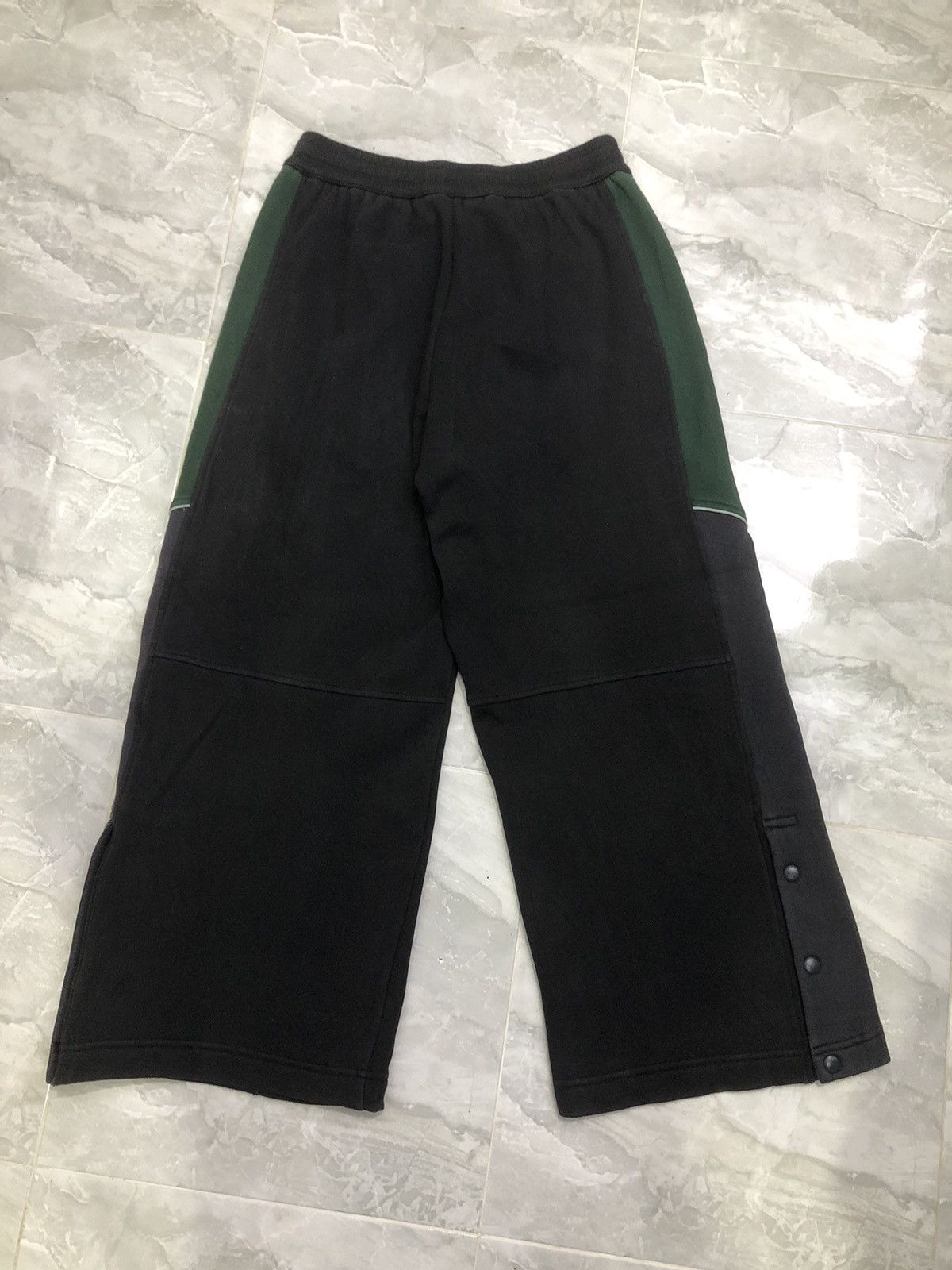 GU 🔥 GU x beautiful people Baggy Panel Track Pants Snap Hem Size US 32 / EU 48 - 9 Thumbnail