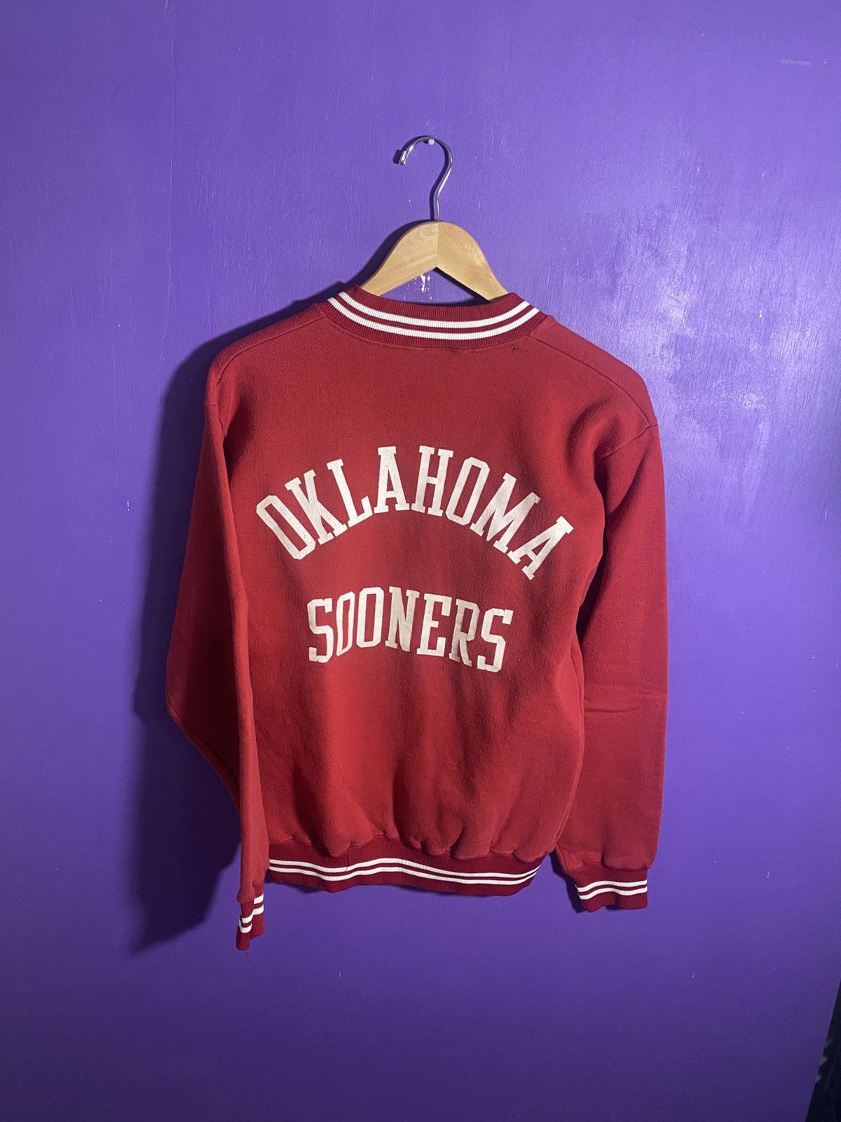 Vintage Vintage 80s Russell athletic Oklahoma Sooners sweatshirt Size US M / EU 48-50 / 2 - 2 Thumbnail