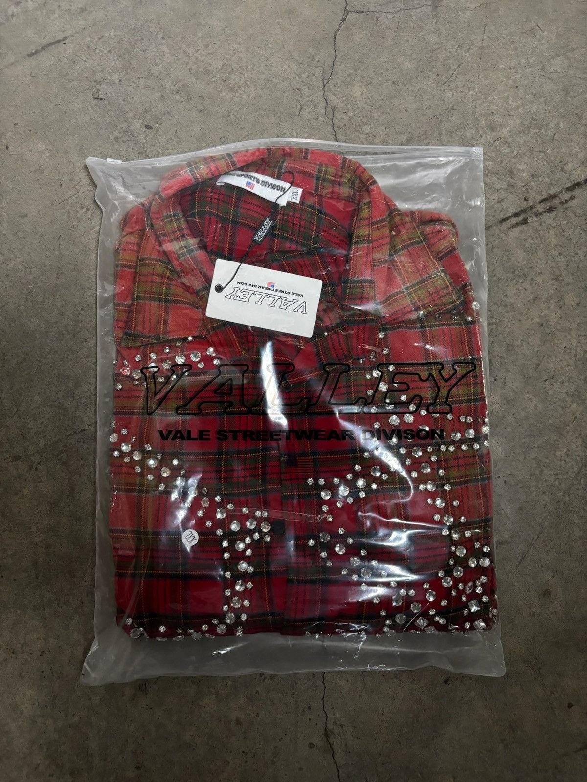 Vale Vale Forever Haze Flannel 'Red' Size US XXL / EU 58 / 5 - 7 Thumbnail