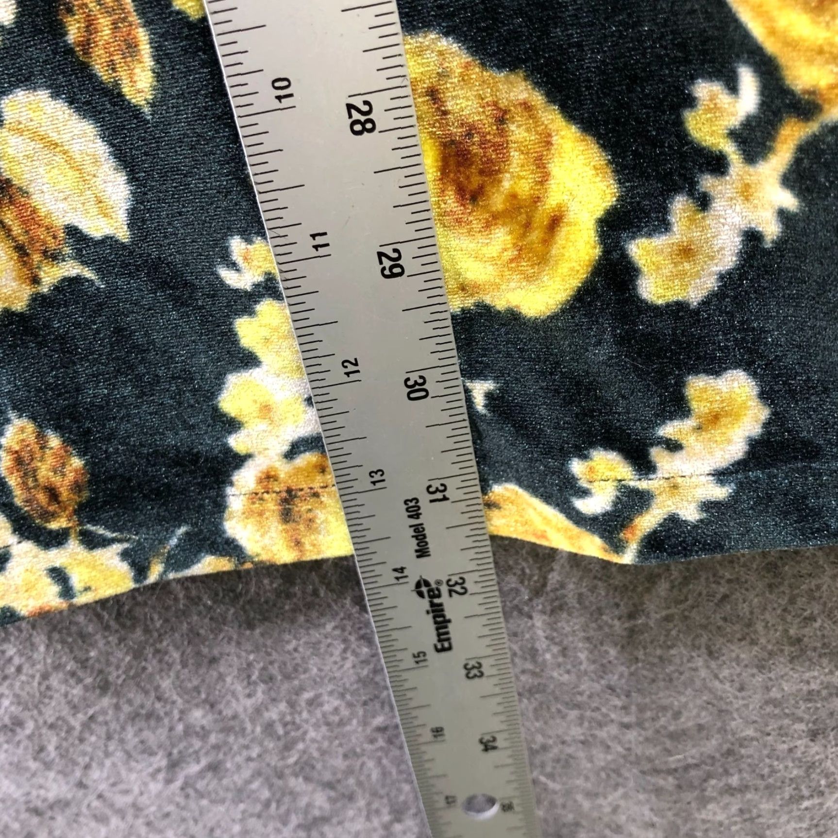 Urban Outfitters VINTAGE? No. Size S / US 4 / IT 40 - 6 Thumbnail