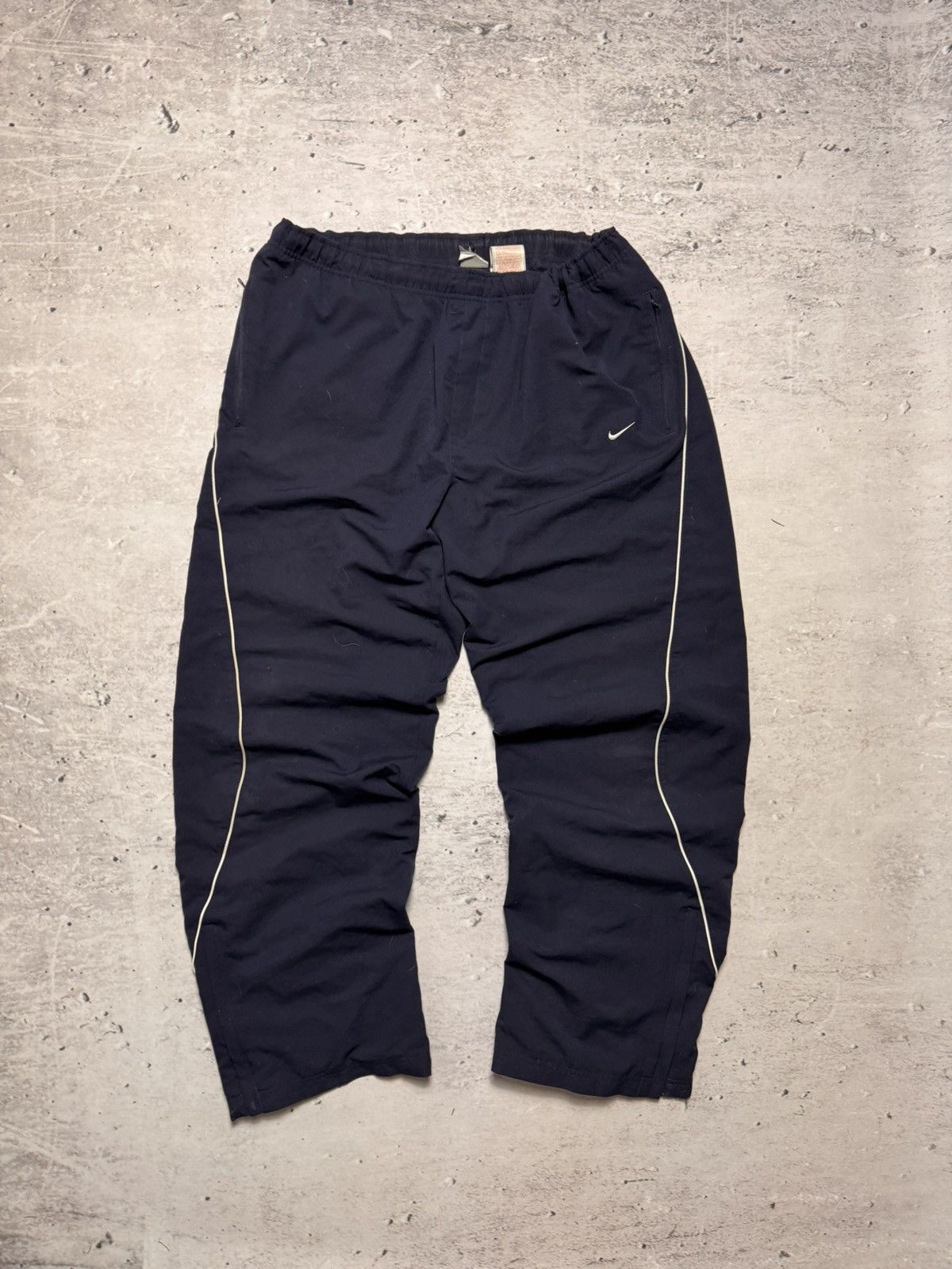 Nike × Vintage NIKE VINTAGE BASIC LOGO OVERSIZE BAGGY PANTS Size US 34 / EU 50 - 1 Thumbnail