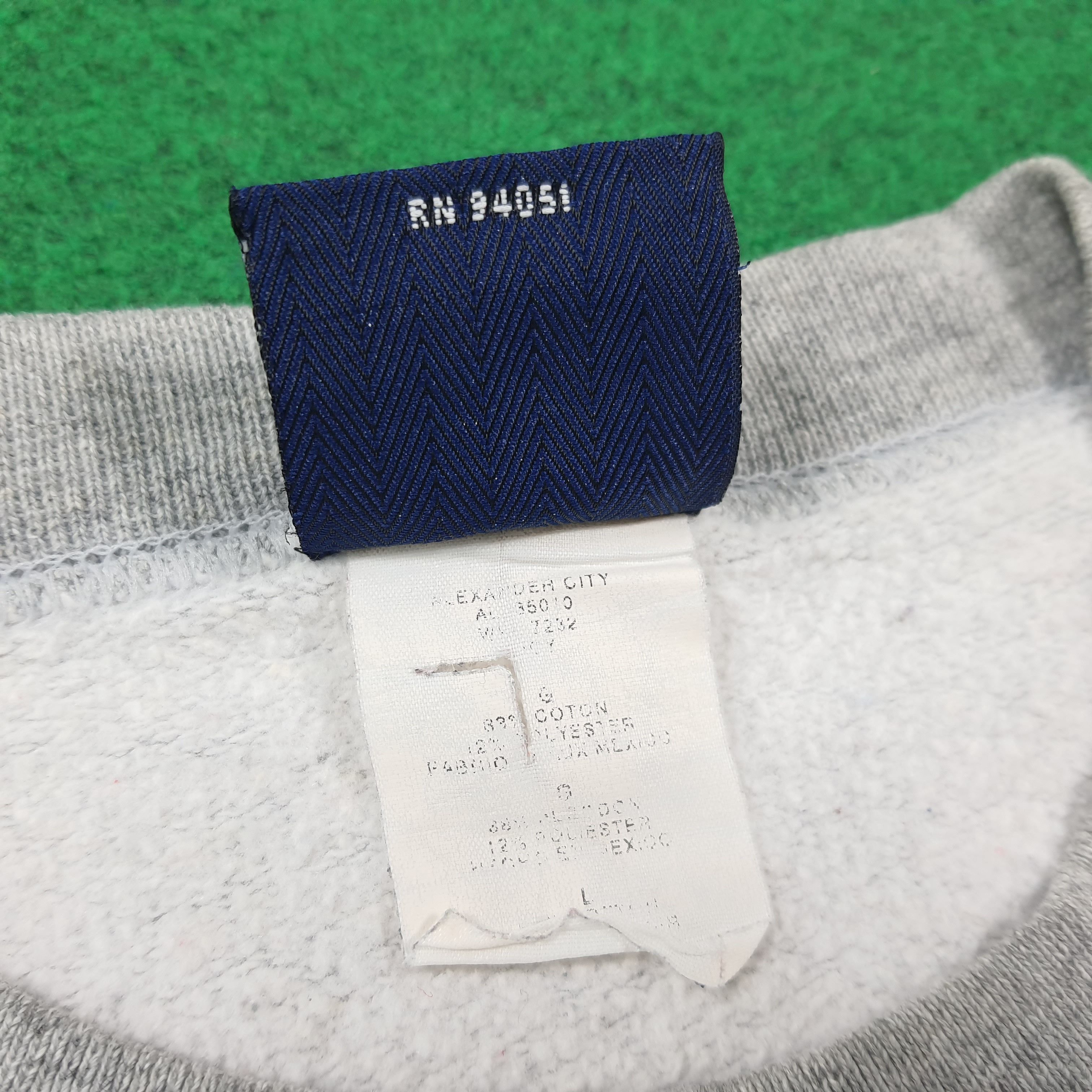 Vintage Vintage Hoosiers Indiana Sweatshirt C286N9 Size US L / EU 52-54 / 3 - 7 Thumbnail