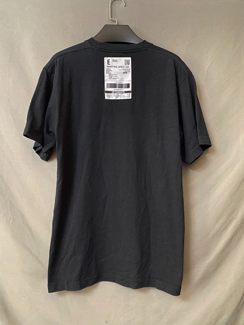 Vetements Vetements Logo short-sleeved Size US XS / EU 42 / 0 - 2 Thumbnail