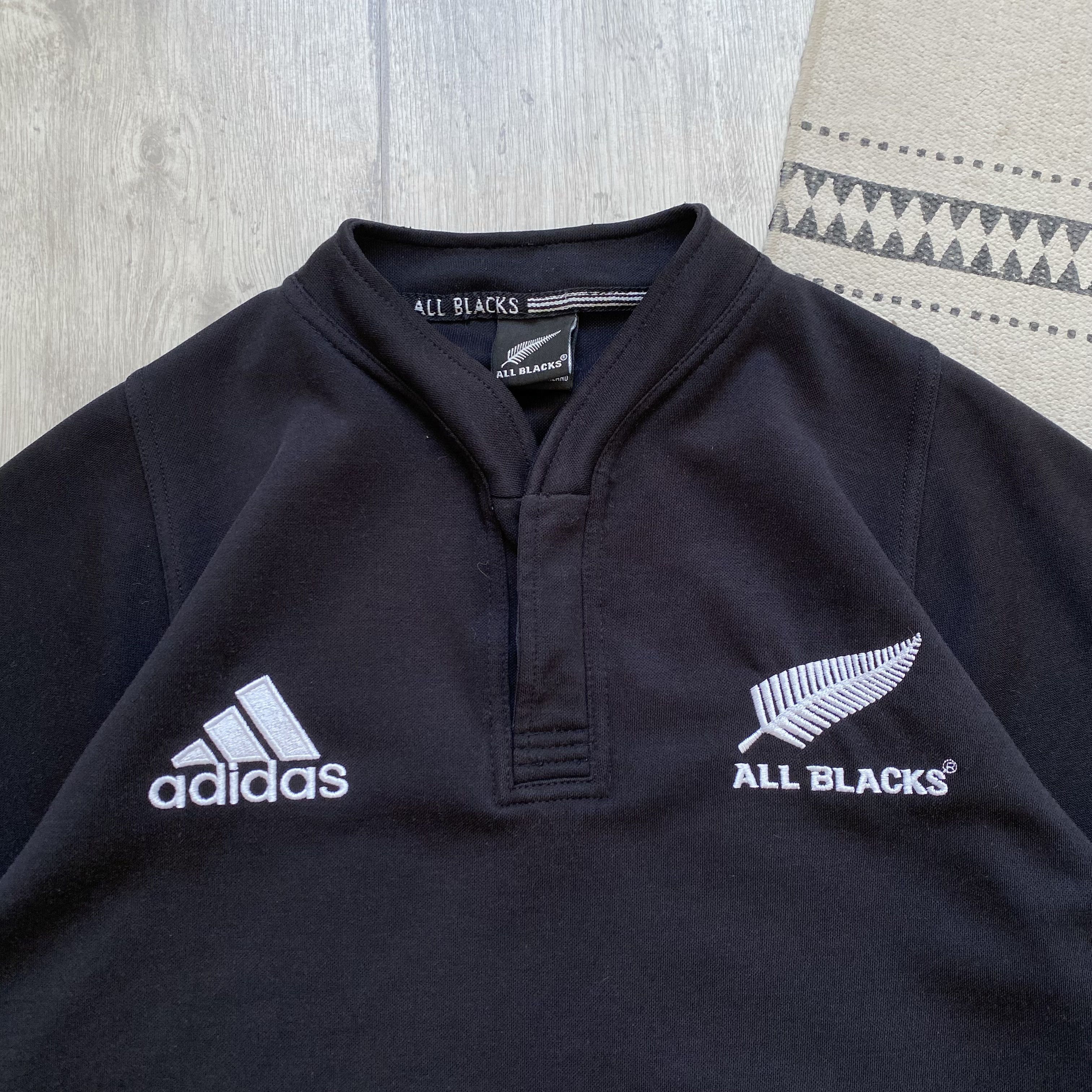 Adidas 🏈 Vintage 90s All black Adidas New Zealand rugby jersey Size US M / EU 48-50 / 2 - 4 Thumbnail