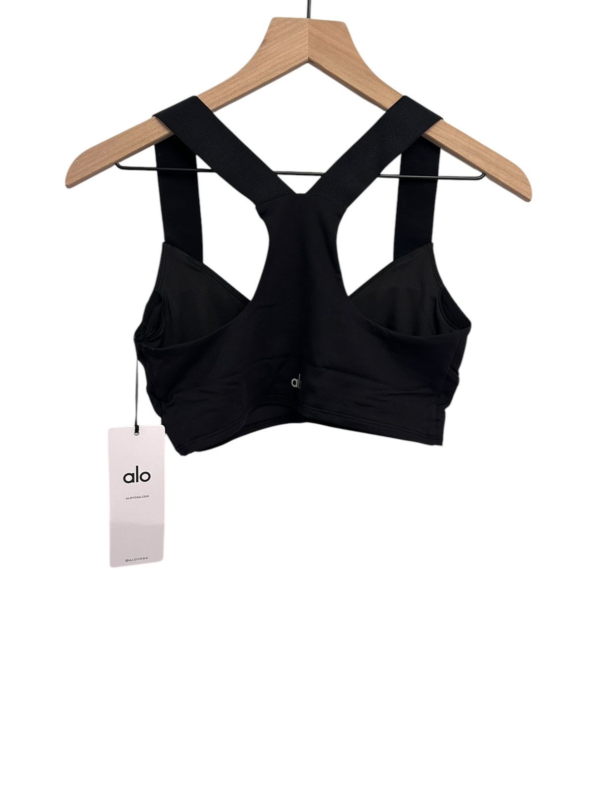 Alo Yoga Alo Yoga Airbrush Rev It Up Bra Black Size M NWT Authentic Size M / US 6-8 / IT 42-44 - 7 Thumbnail