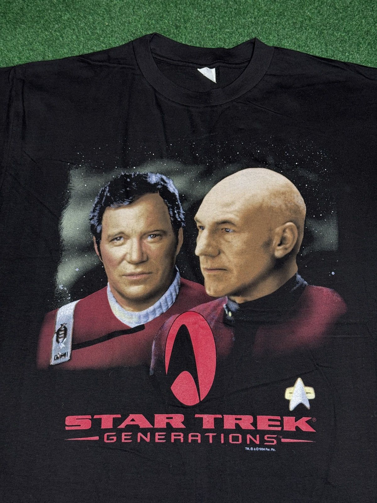 Vintage Vintage 90s Star Trek Generation Captain Kirk RARE T Shirt Size US XL / EU 56 / 4 - 2 Thumbnail