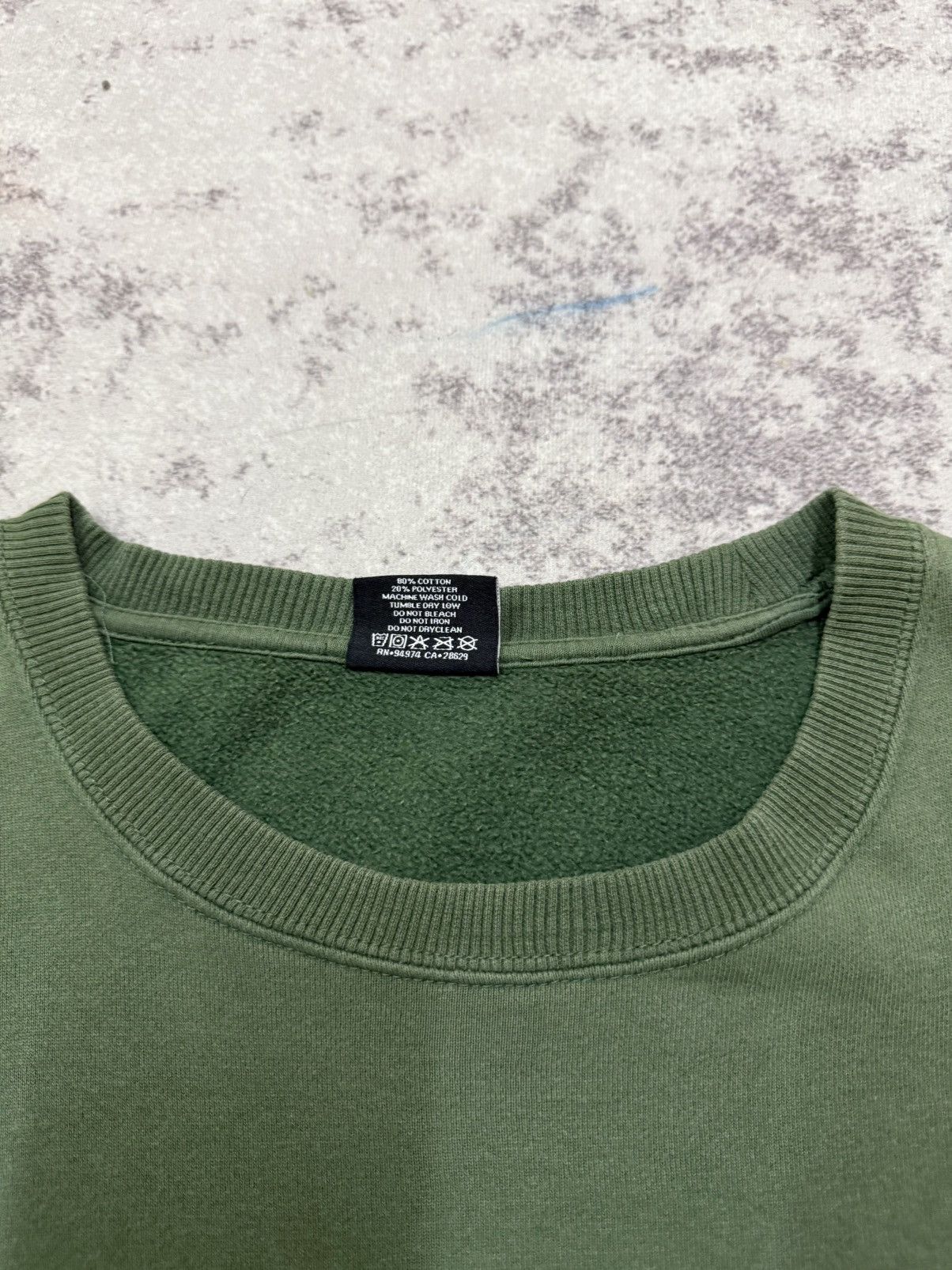 Stussy Stussy Emdroidery Center Logo Distressed Sweatshirt Size US XL / EU 56 / 4 - 7 Thumbnail