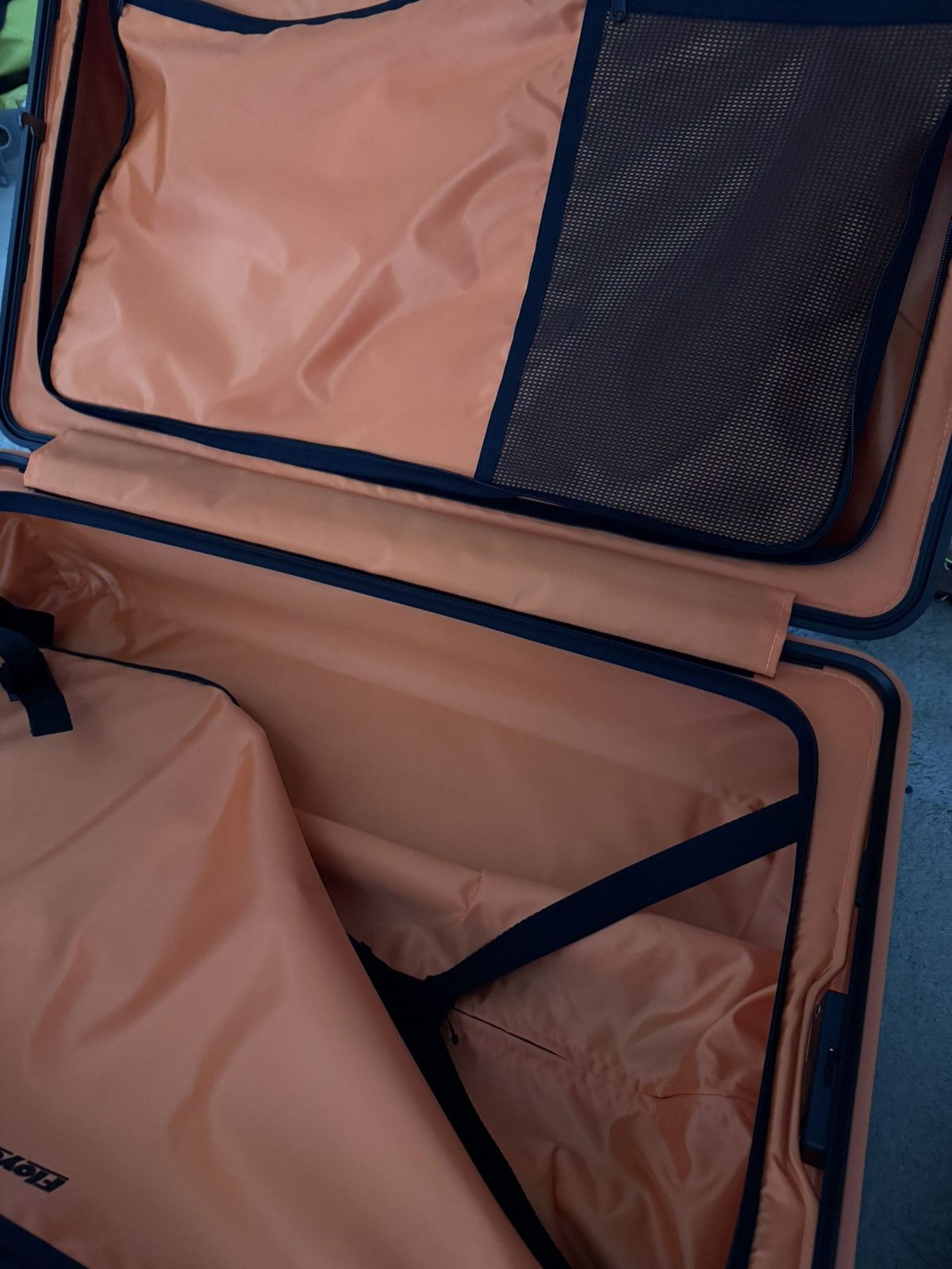 Other Floyd Check In Luggage Green Size ONE SIZE - 5 Thumbnail