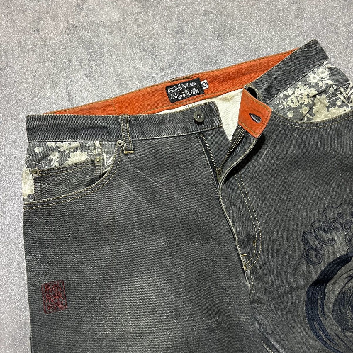 Japanese Brand Karakuri Tamashii Multi Pocket Oni Embroidery Baggy Jeans Size US 36 / EU 52 - 3 Thumbnail