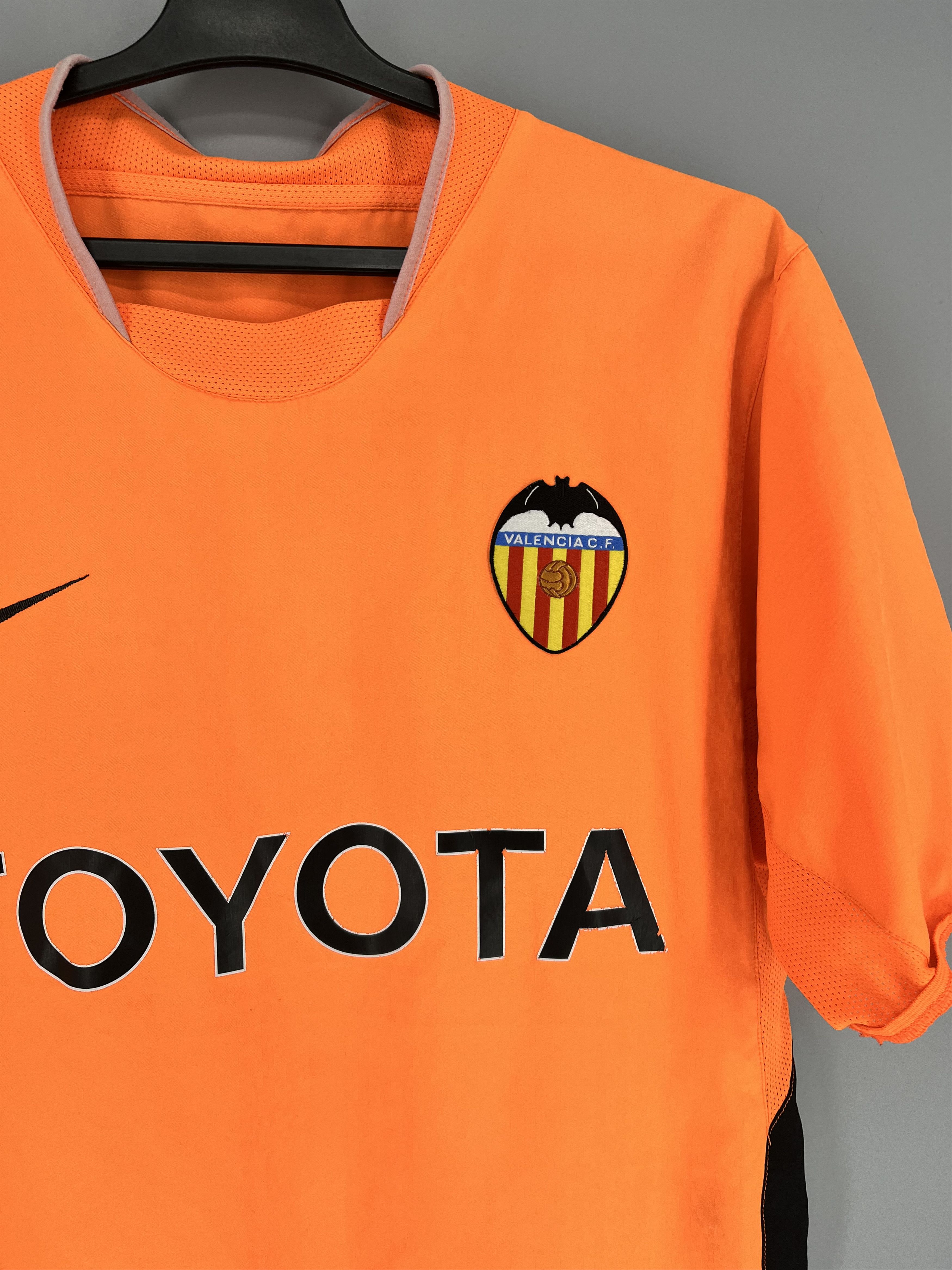 Vintage VALENCIA 2003-2004 AWAY FOOTBALL SHIRT JERSEY Size US L / EU 52-54 / 3 - 9 Thumbnail