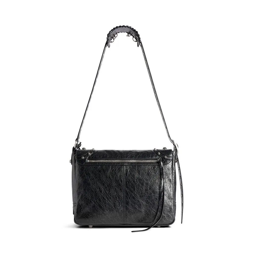 Balenciaga o1srvl11e0825 Size: OS / Le Cagole Messenger Bag Medium Size ONE SIZE - 4 Thumbnail