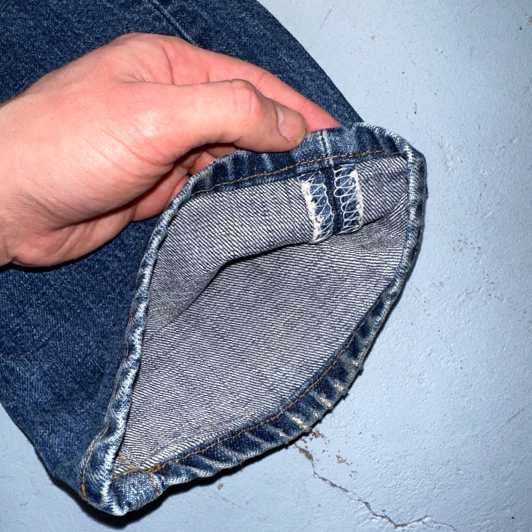 Levi's Levi's 501 Jeans Straight Levi's 501 Vintage 90s Europe Blue Denim Jeans 32x30 Mens Regular Jeans Size US 32 / EU 48 - 4 Thumbnail