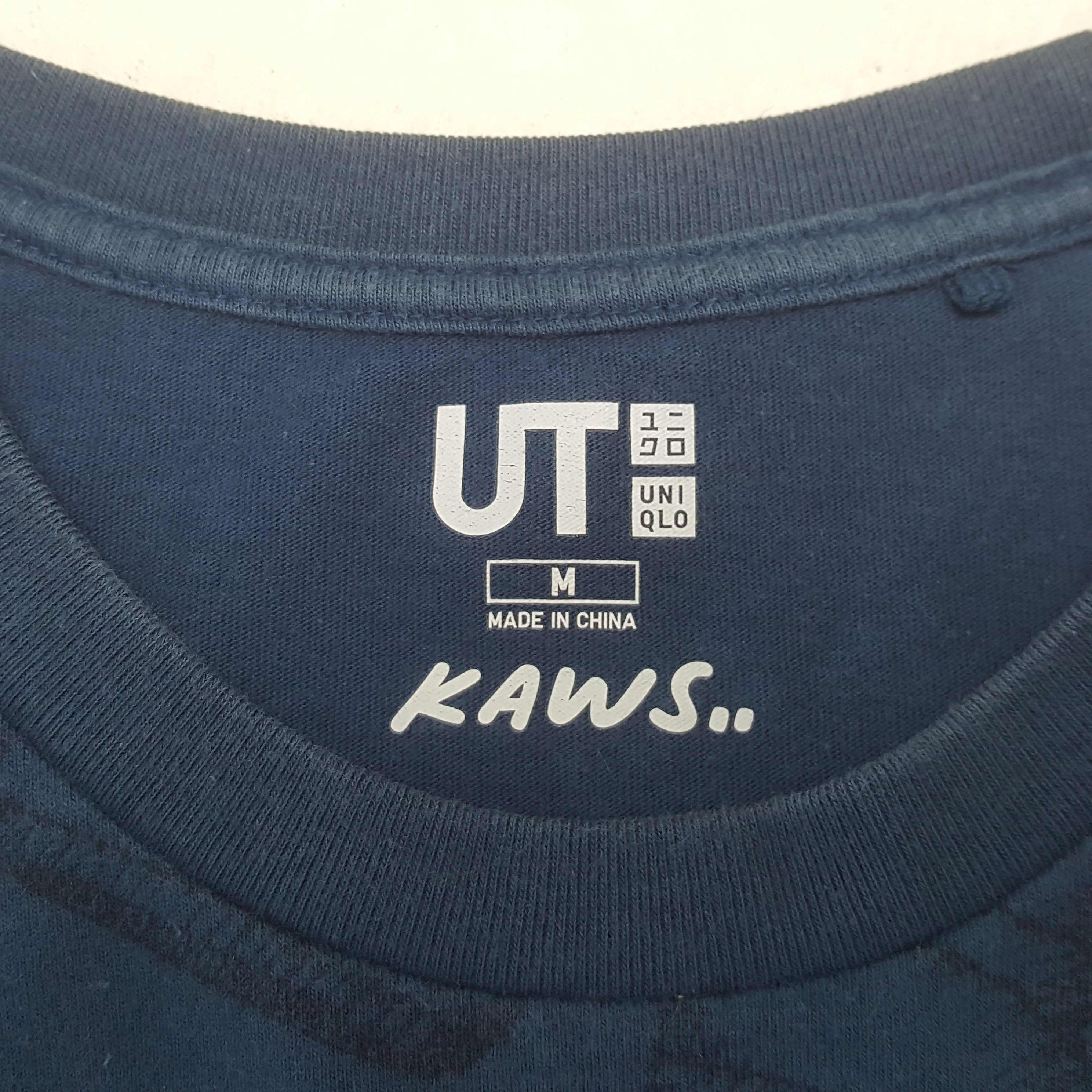 Kaws × Uniqlo Uniqlo X Kaws Streetwear Style Tshirt RR25 Size US M / EU 48-50 / 2 - 4 Thumbnail