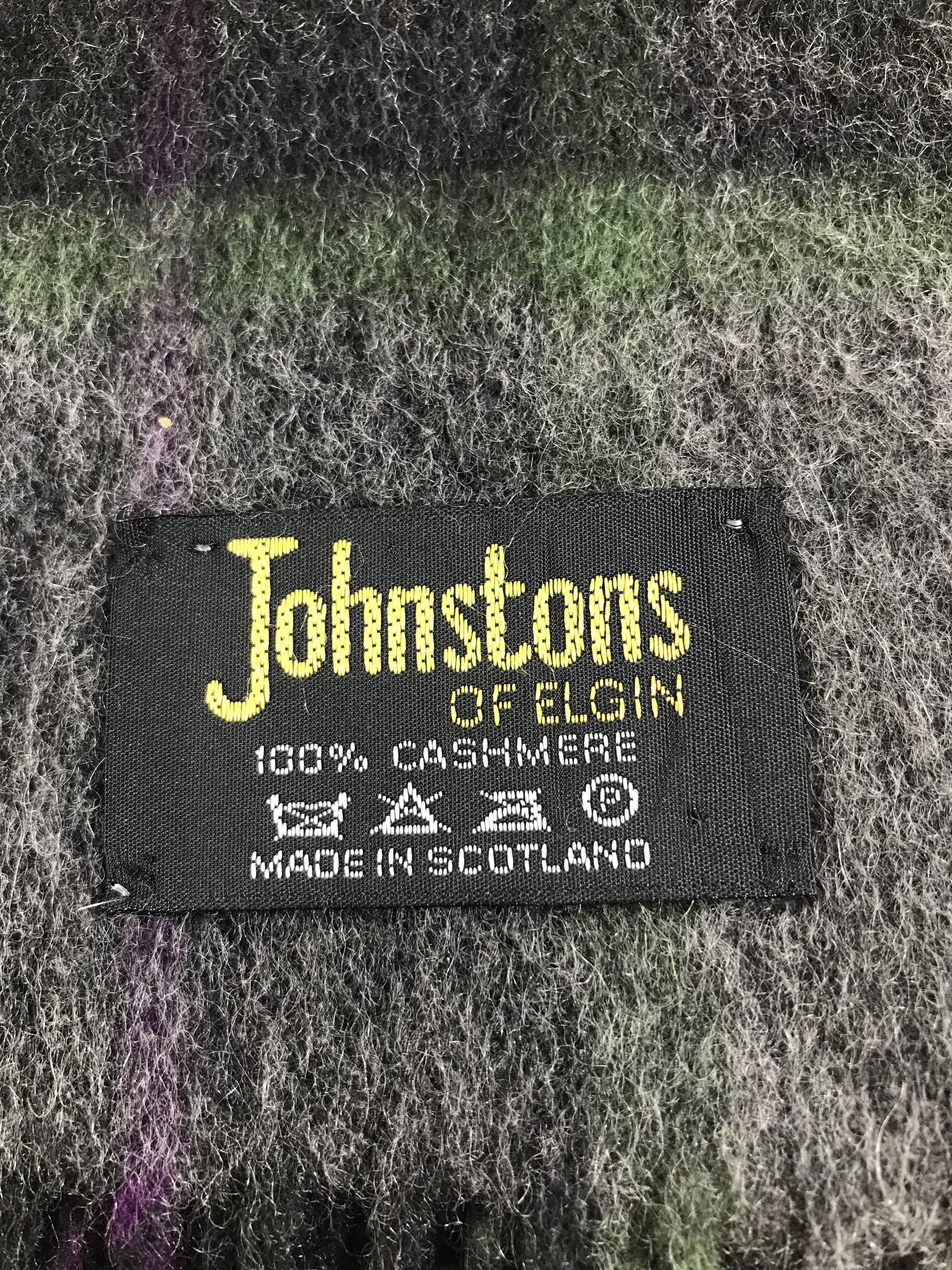 Johnstons Of Elgin Johnston of Elgin Cashmere Scarf Muffler V197 Size ONE SIZE - 4 Thumbnail