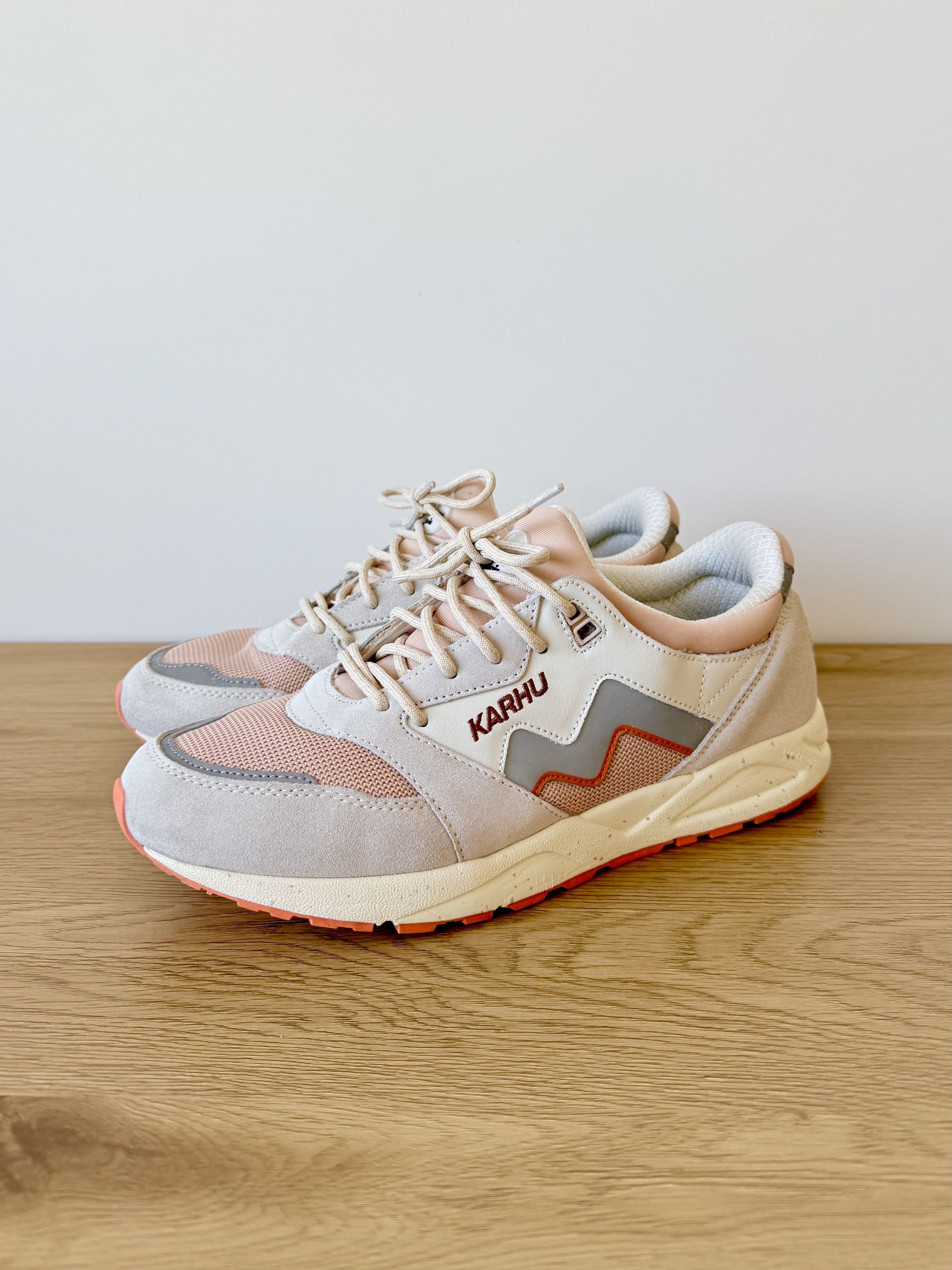 Karhu Karhu Aria 95 Low Top Sneakers US11 Size US 11 / EU 44 - 4 Thumbnail