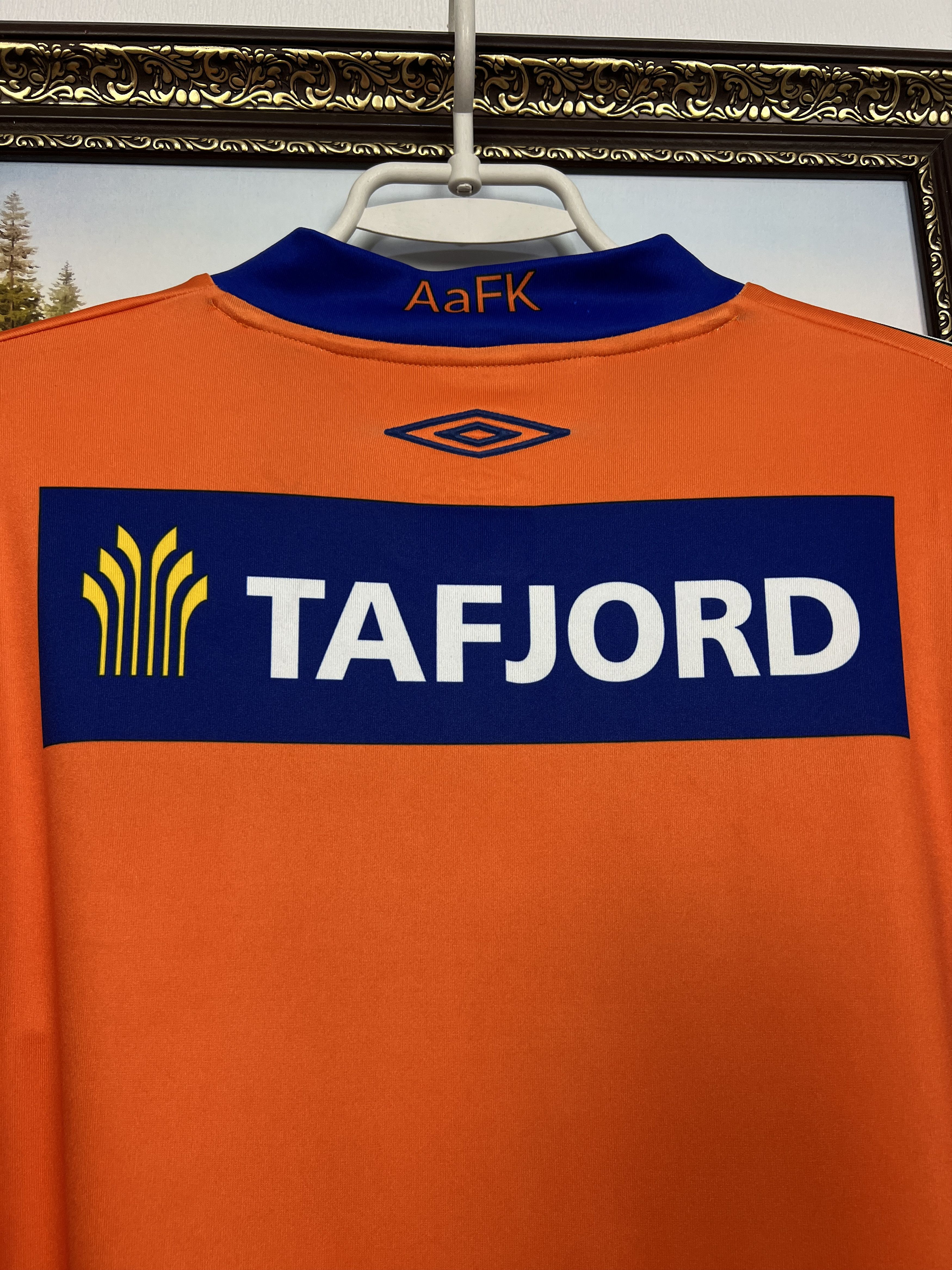 Umbro Aalesunds FK football shirt 2007 Soccer Long Sleeve Jersey Size US L / EU 52-54 / 3 - 9 Thumbnail