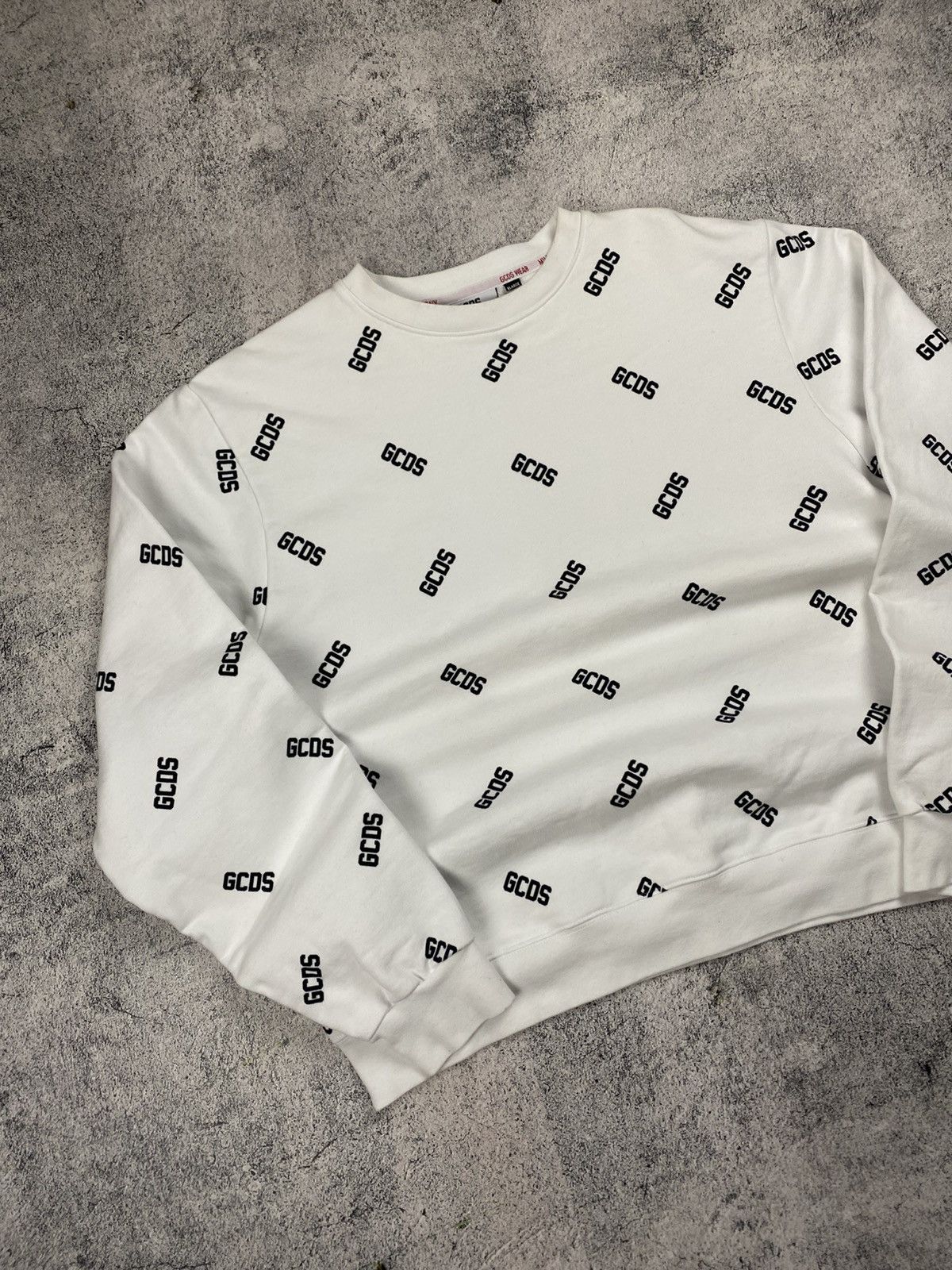 GCDS Rare GCDS Monogram Big Logo Hype Sweatshirt Size US L / EU 52-54 / 3 - 3 Thumbnail