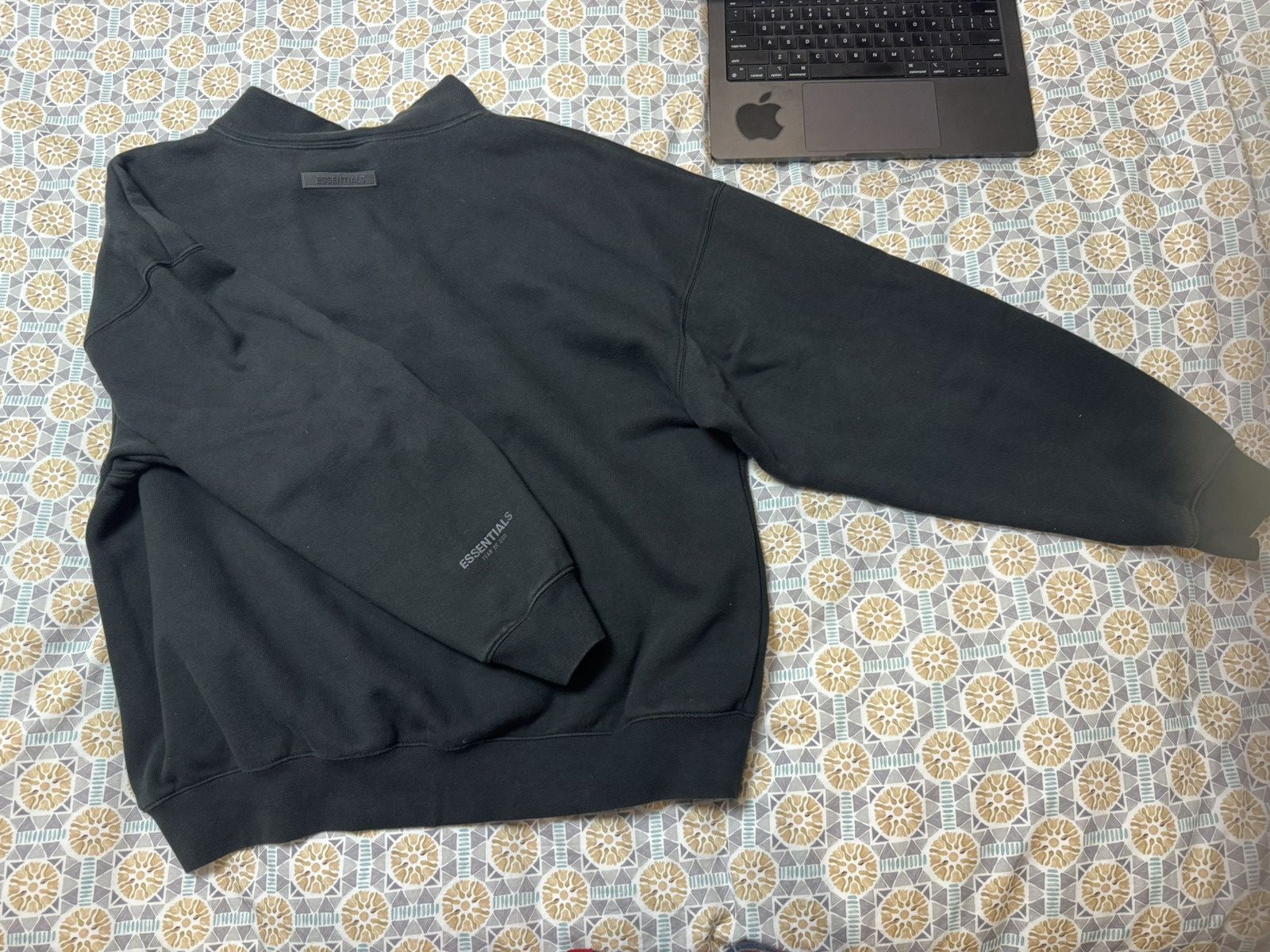 Essentials × Fear of God Fear of God ESSENTIALS Blck Core Collection Pullover Sweater Size US M / EU 48-50 / 2 - 2 Thumbnail