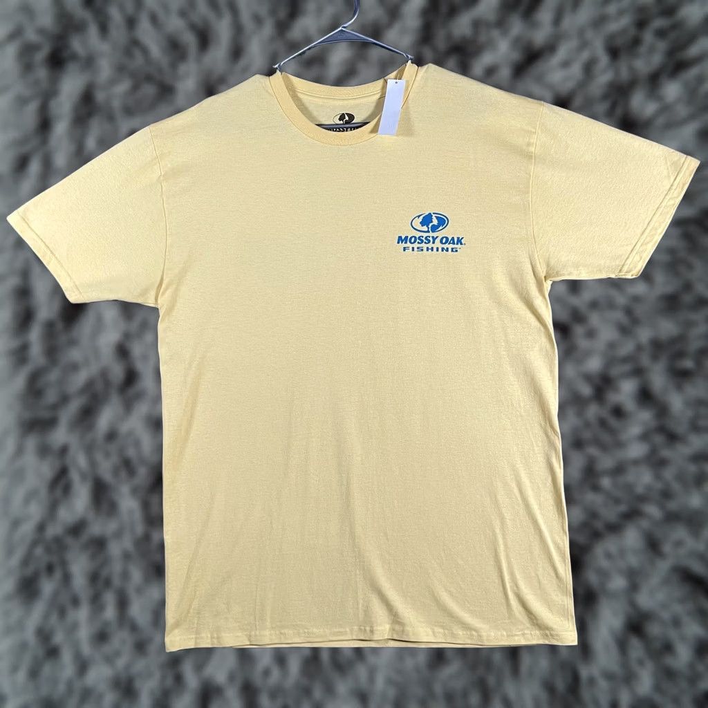 Vintage Mossy Oak Shirt Mens L Yellow Fishing Logo Graphic Short Sleeve Tee Size US L / EU 52-54 / 3 - 1 Thumbnail