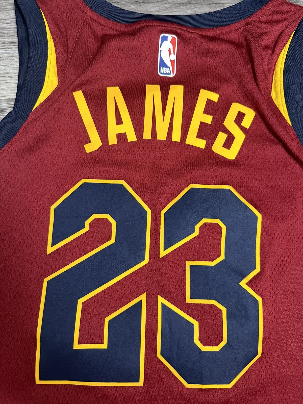 Nike Nike NBA Cleveland Cavaliers James 23 Swingman size M hype Size US M / EU 48-50 / 2 - 4 Thumbnail