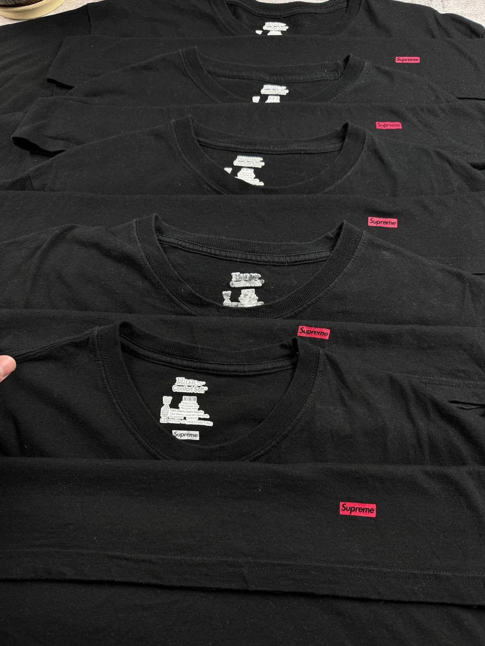 Supreme x5 Supreme Hanes Men’s M Size Black Comfort Soft Basic Cotton Jersey T-Shirt Tee Size US M / EU 48-50 / 2 - 6 Thumbnail