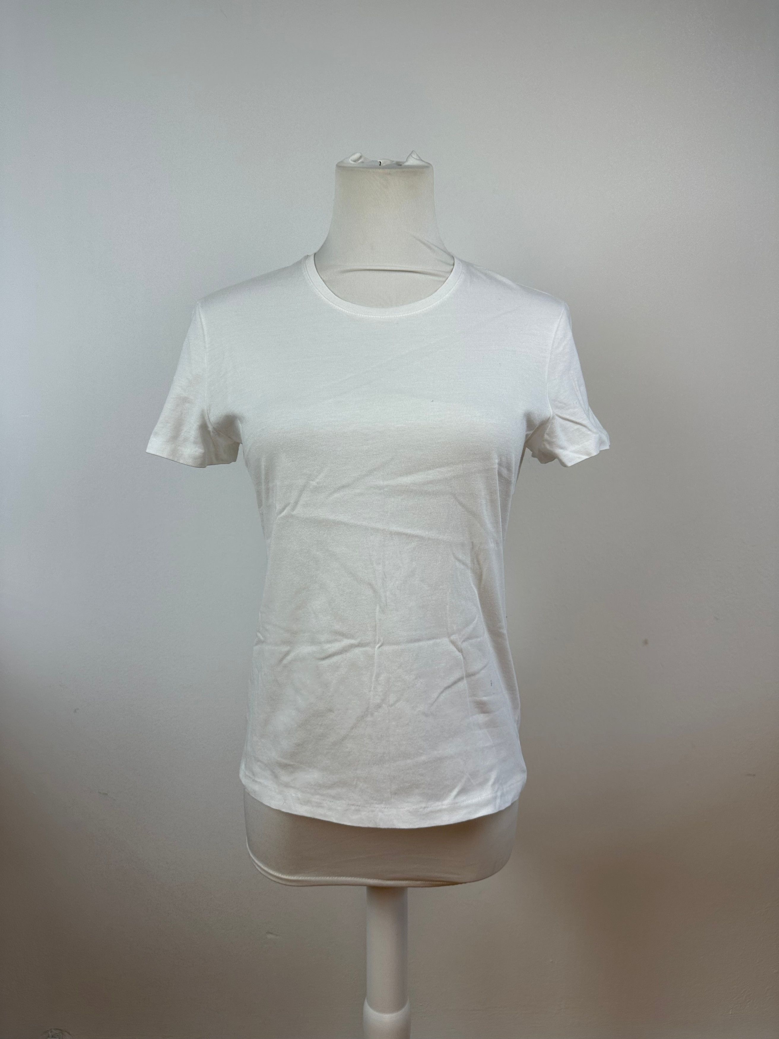 Gucci Vintage White Crewneck Shirt M Size M / US 6-8 / IT 42-44 - 1 Thumbnail