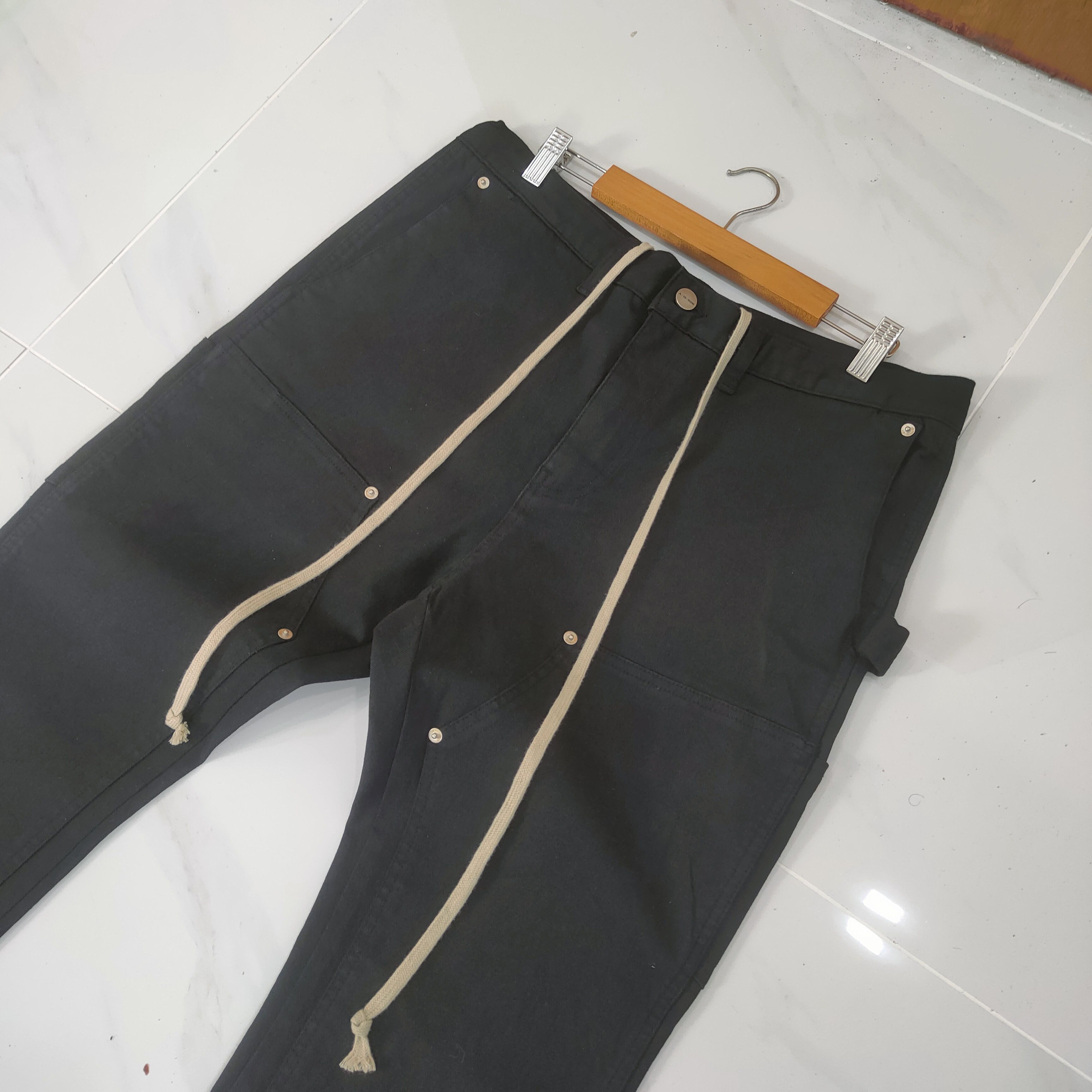 Japanese Brand ATTENTIONROW DOUBLE KNEE FLARED CARGO PANTS Size US 34 / EU 50 - 3 Thumbnail