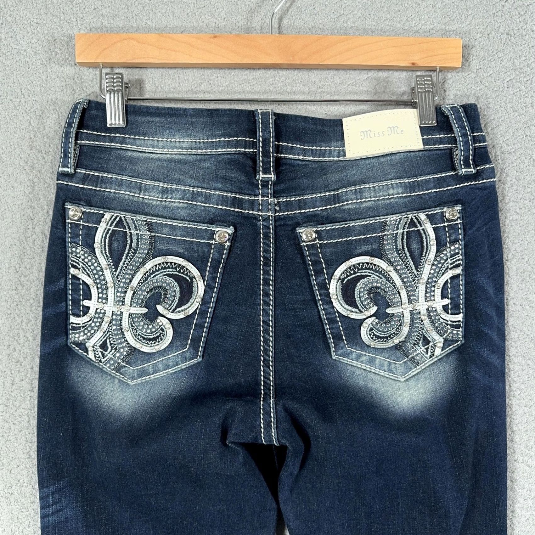 Miss Me Miss Me Jeans Womens Bootcut 5-Pocket Rhinestone Embroidered Studded Blue Curvy W29 L32 Denim Size 29" - 2 Thumbnail