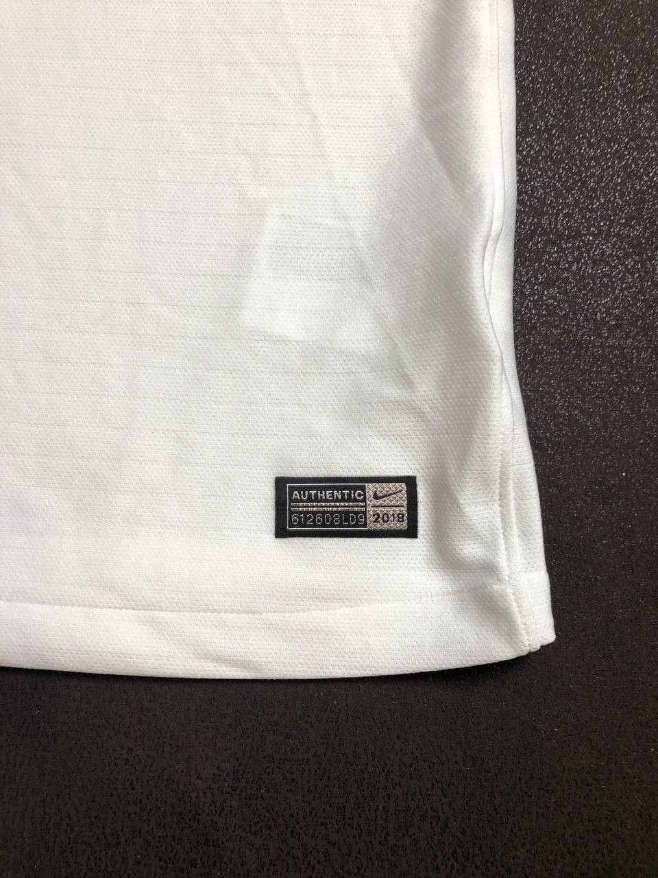 Nike ENGLAND NIKE 2018 WORLD CUP FOOTBALL HOME JERSEY Size US M / EU 48-50 / 2 - 2 Thumbnail