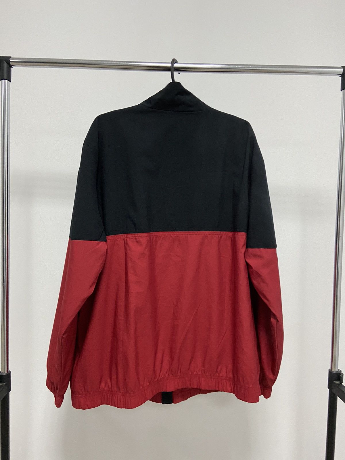 Nike × Vintage Nike Vintage Jacket Windbreaker Small Swoosh Logo 90s Size US L / EU 52-54 / 3 - 3 Thumbnail