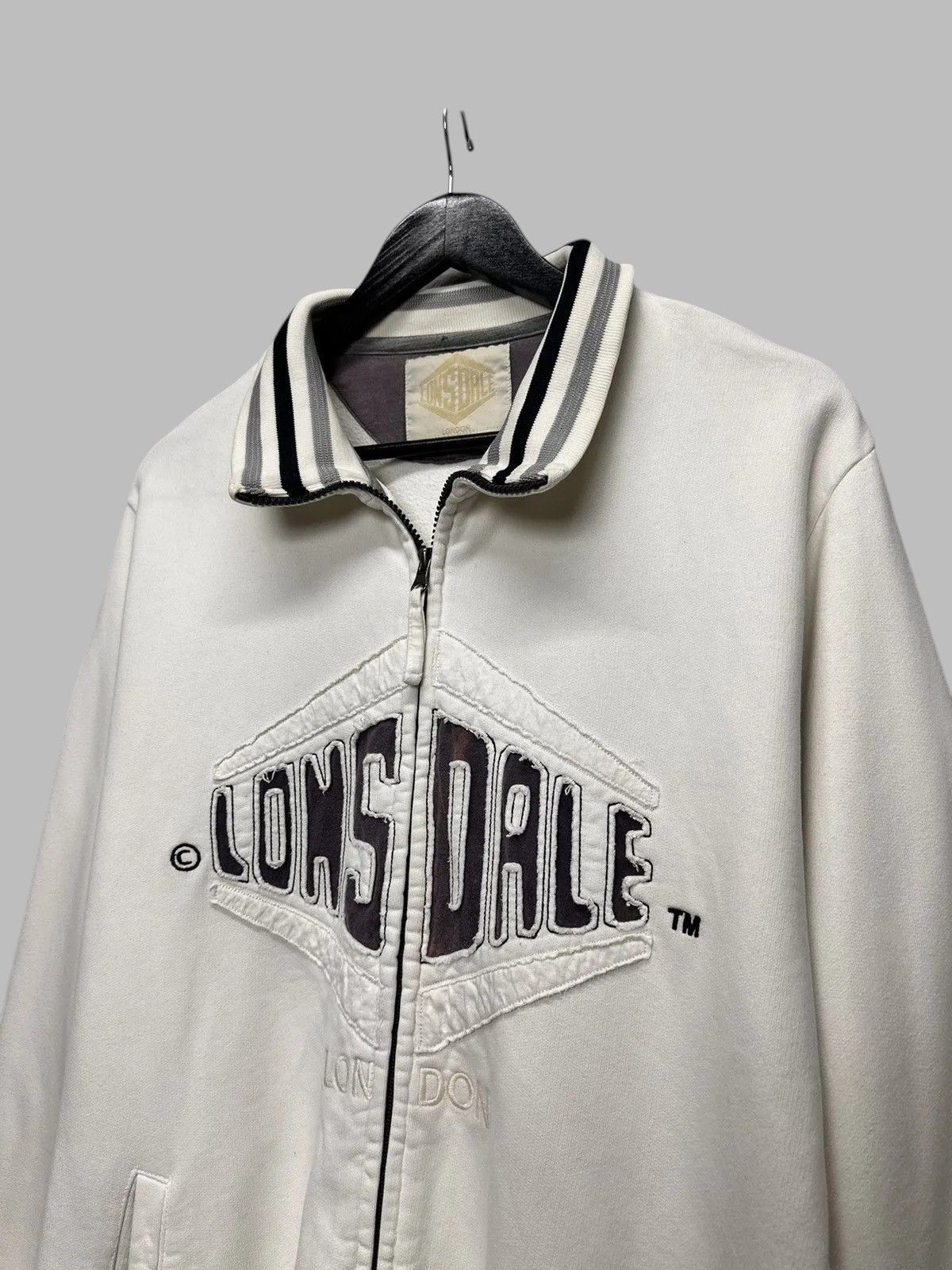Lonsdale Diesel style Y2k Inspired Lonsdale Vintage White Sweatshirt Size US M / EU 48-50 / 2 - 3 Thumbnail