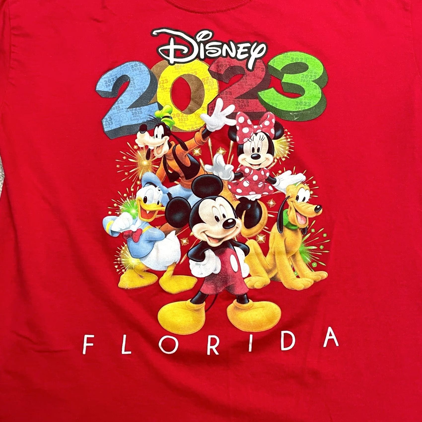 Disney Disney Mickey And Friends Graphic T-Shirt Mens Large Red Crew Neck Casual Tee Size US L / EU 52-54 / 3 - 3 Thumbnail