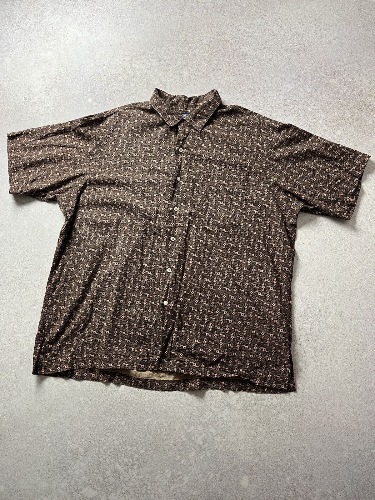 Polo Ralph Lauren Polo Ralph Lauren Caldwell Loop Camp Shirt Geometric Print Size US XL / EU 56 / 4 - 1 Thumbnail